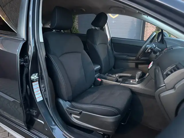 Subaru XV view 25