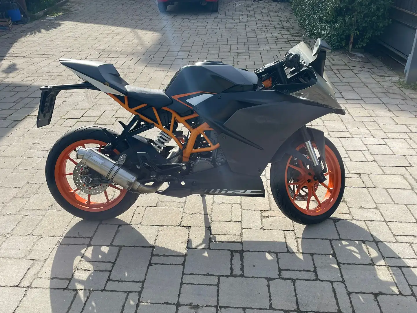 KTM RC 125 Naranja - 2