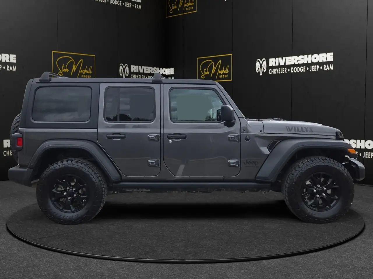 Jeep Wrangler снимка Jeep Wrangler