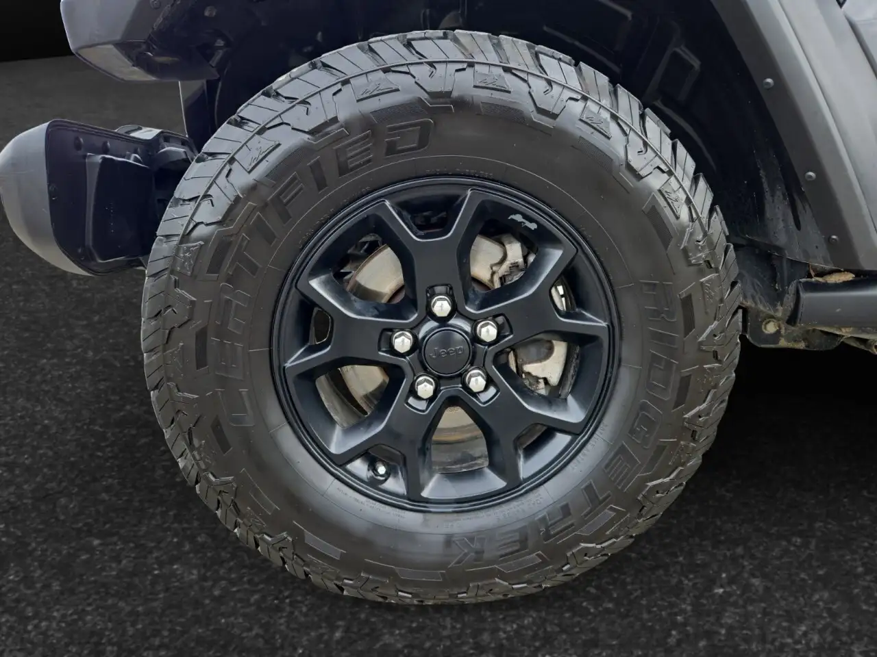 Jeep Wrangler снимка Jeep Wrangler