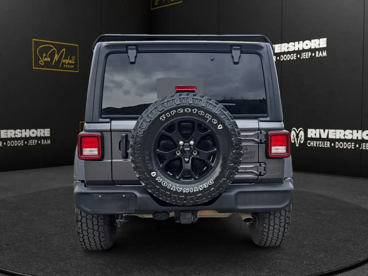 Jeep Wrangler снимка Jeep Wrangler