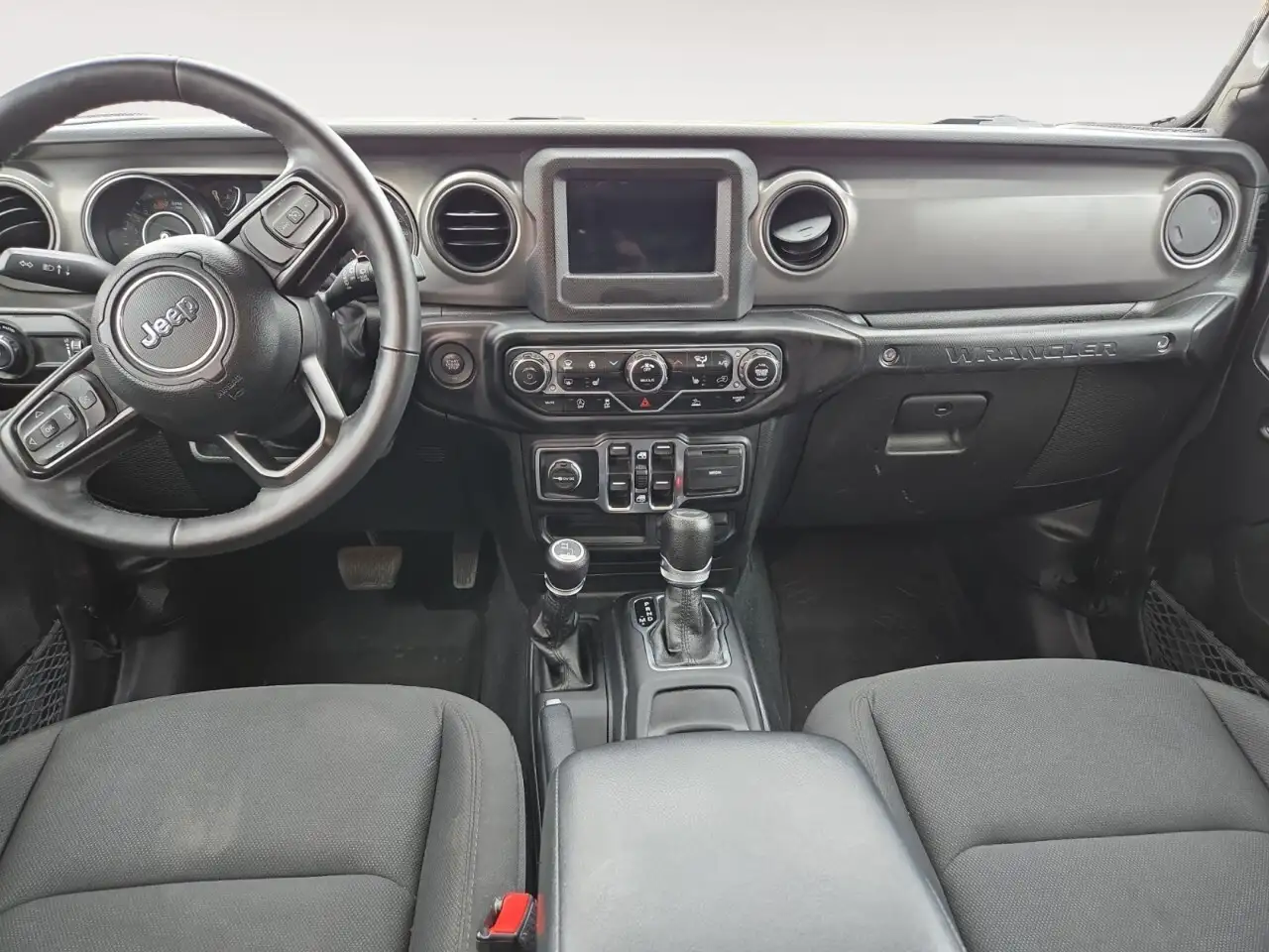 Jeep Wrangler снимка Jeep Wrangler