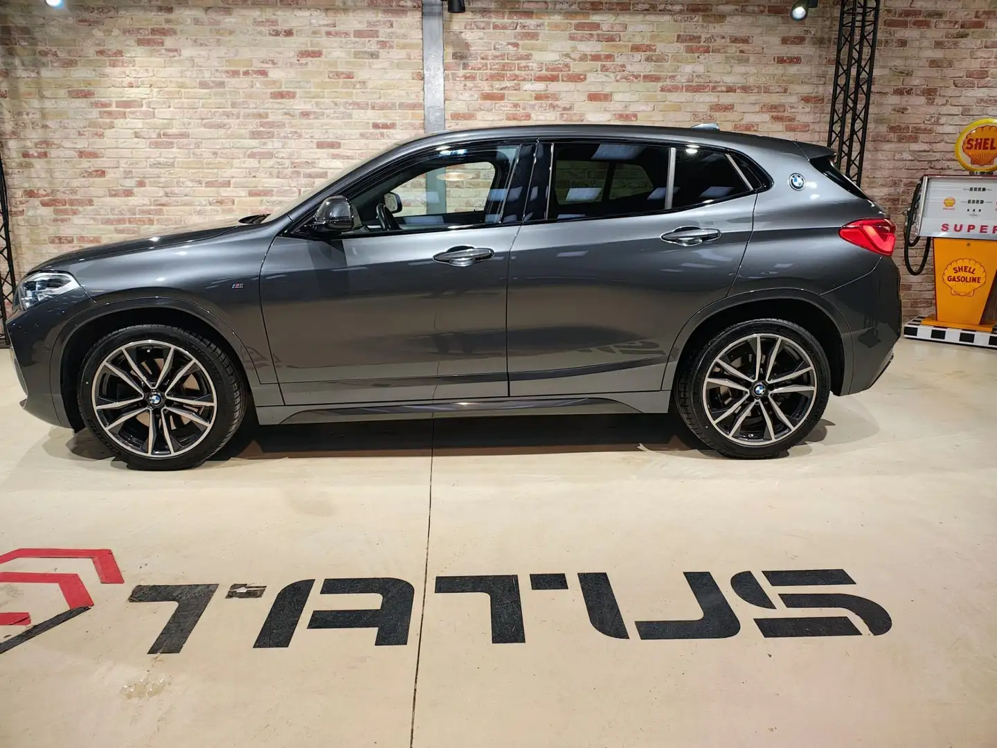 BMW X2 xDrive20i Aut. M-PACK. PERFORMANCE SEATS. Gris - 2