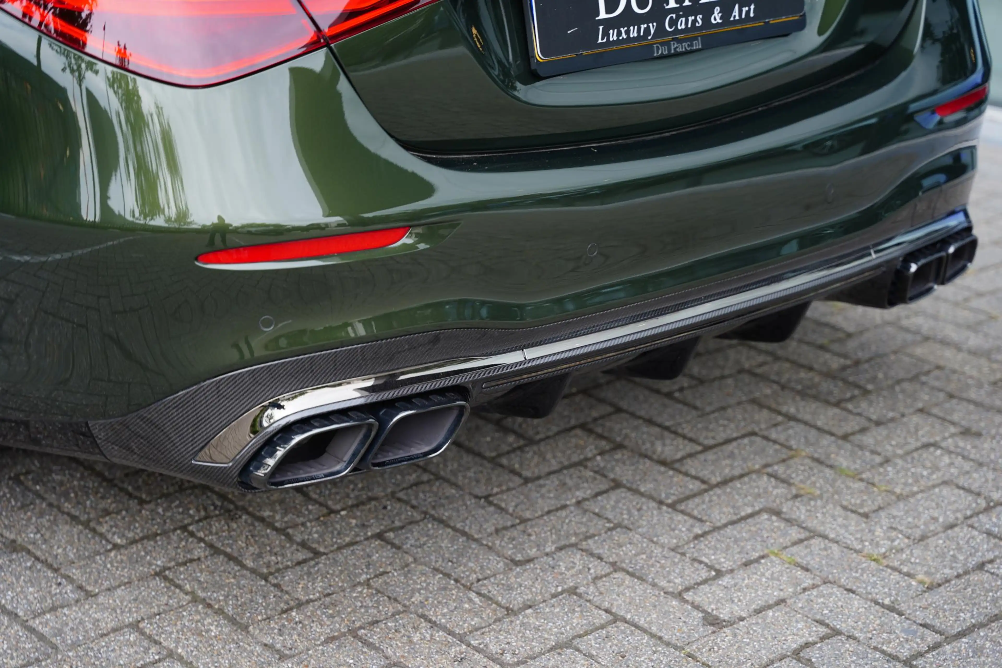 Mercedes-Benz S 63 AMG S E Performance / Carbon / Burmester — photo 35