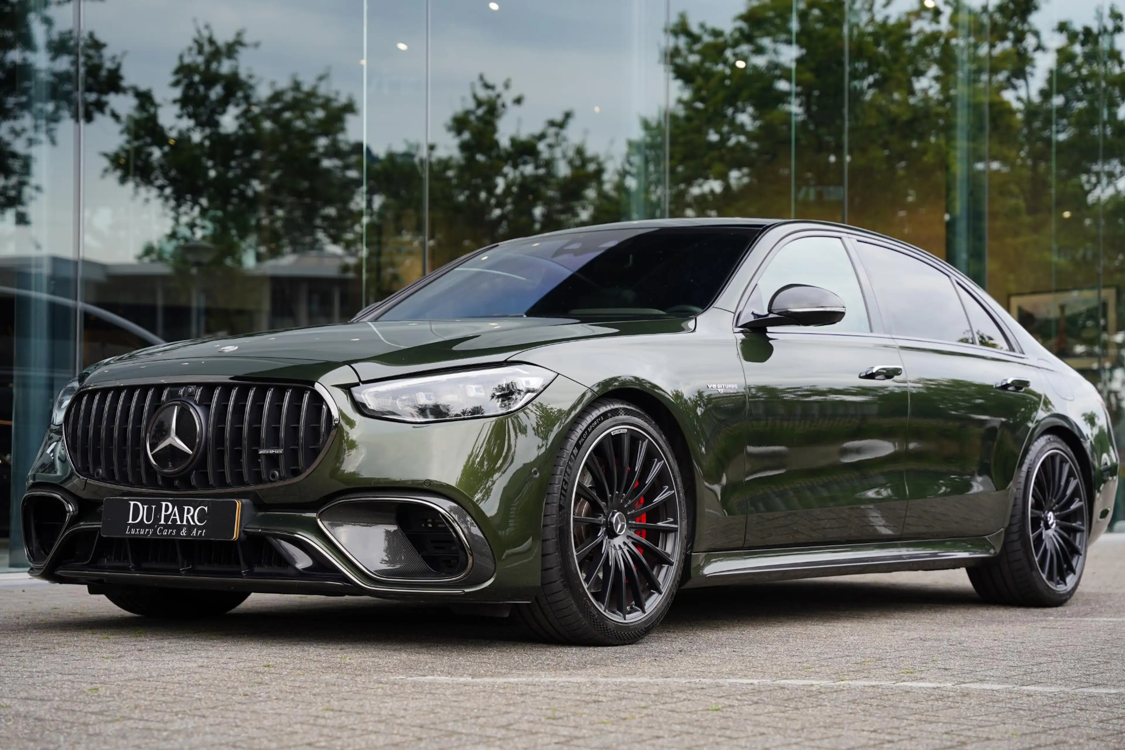 Mercedes-Benz S 63 AMG S E Performance / Carbon / Burmester