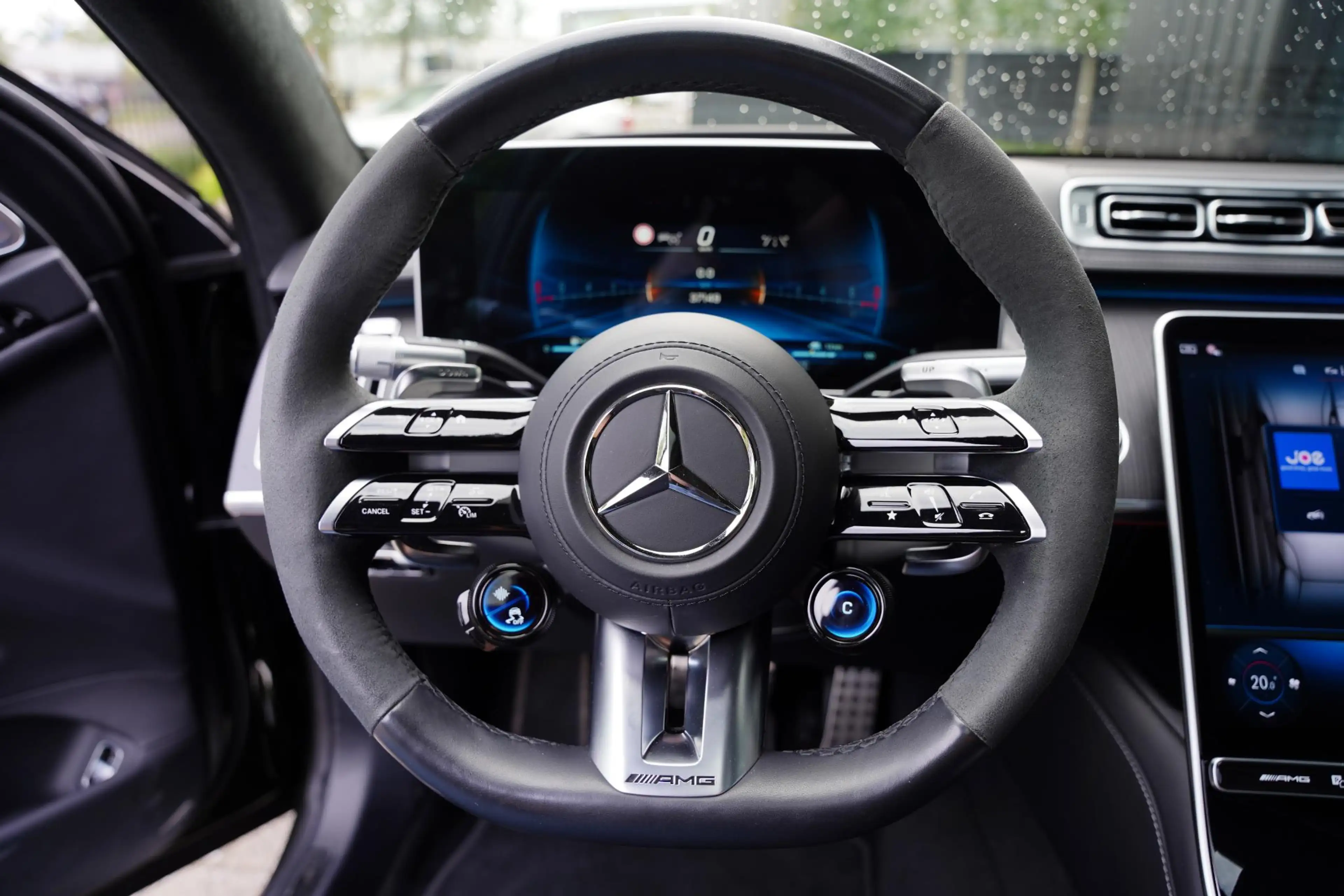 Mercedes-Benz S 63 AMG S E Performance / Carbon / Burmester — photo 9