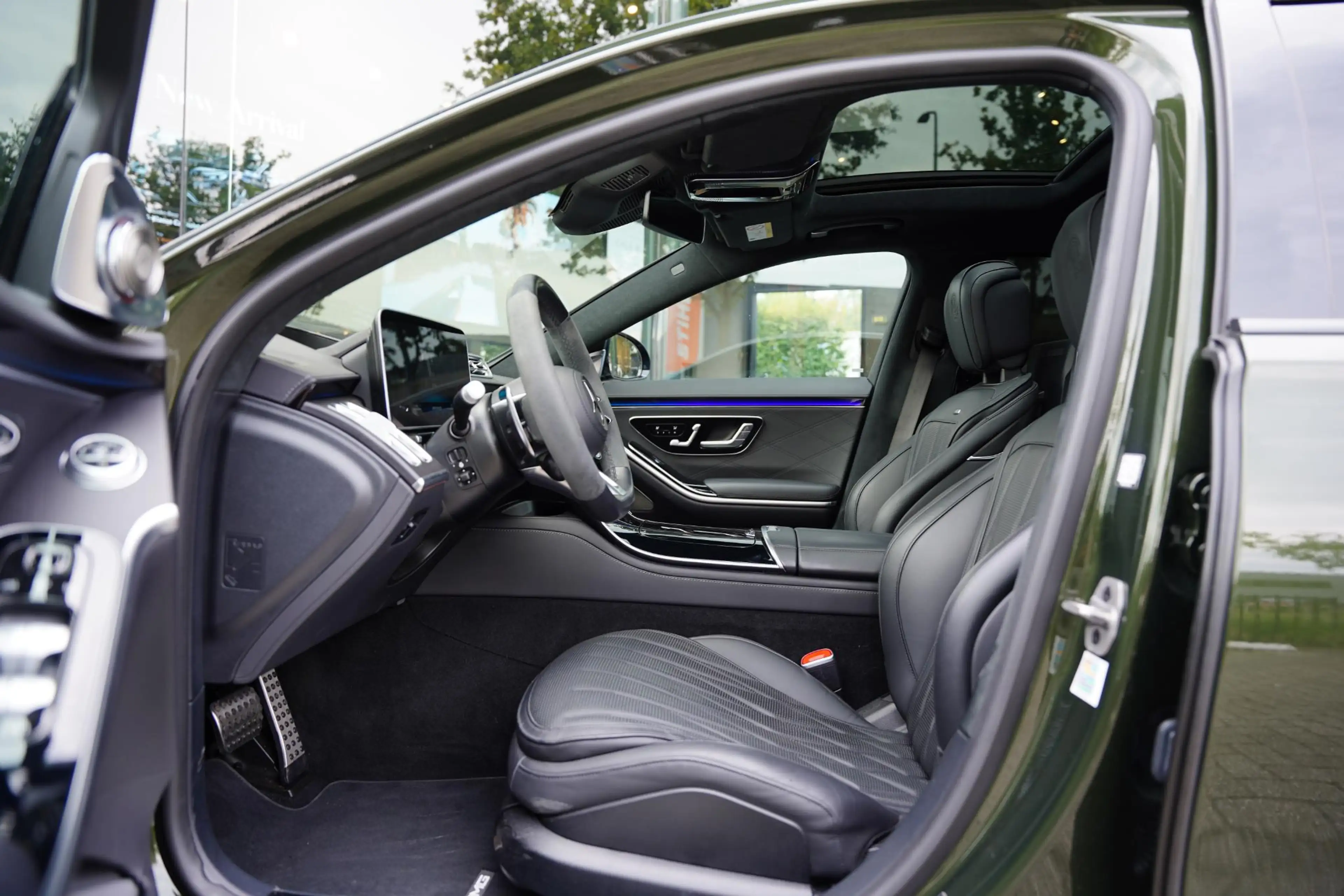 Mercedes-Benz S 63 AMG S E Performance / Carbon / Burmester — photo 5