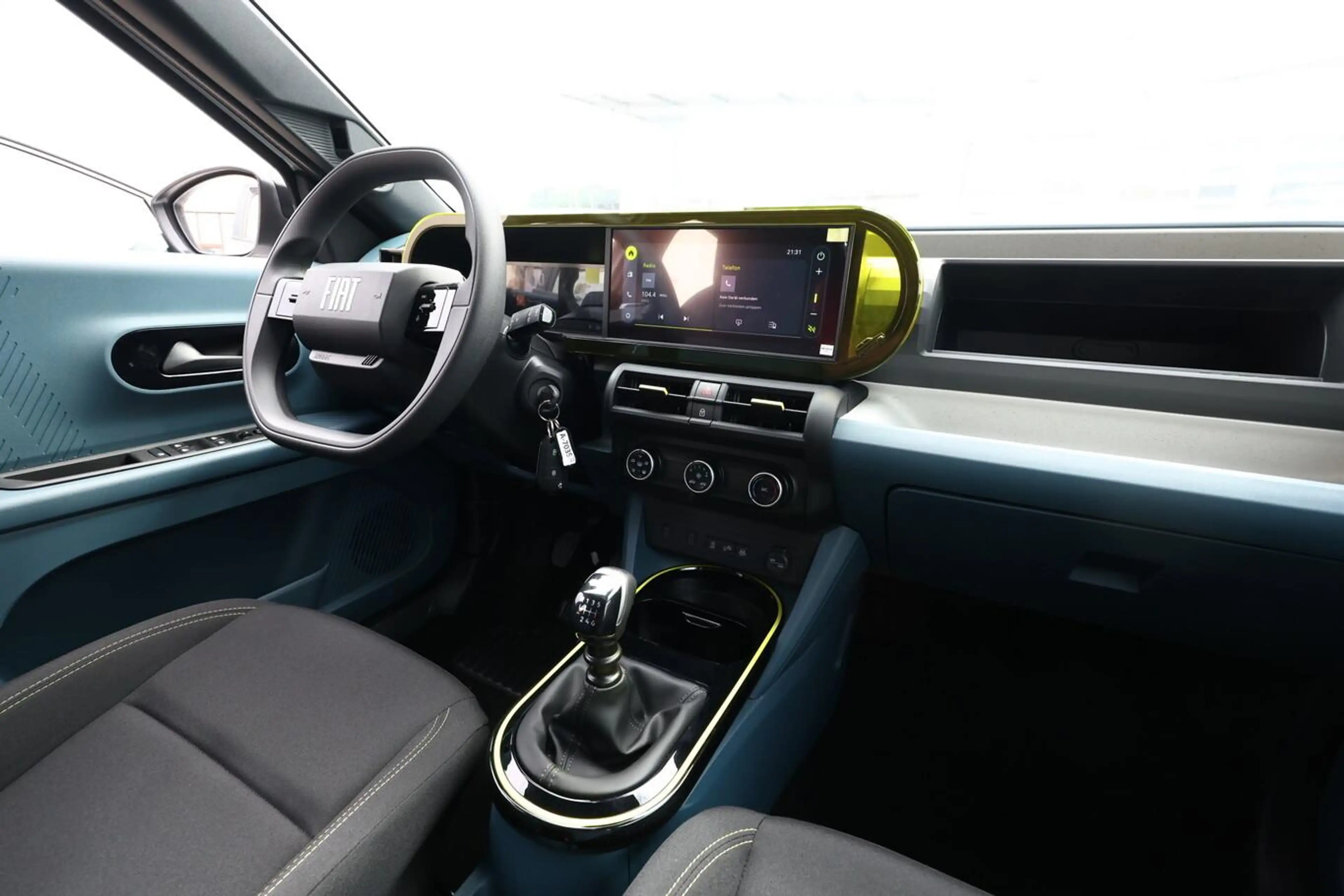 Fiat Grande Panda Icon TechP Nav 2xPDC Kam PixelLED 74 kW (101 PS... — photo 9