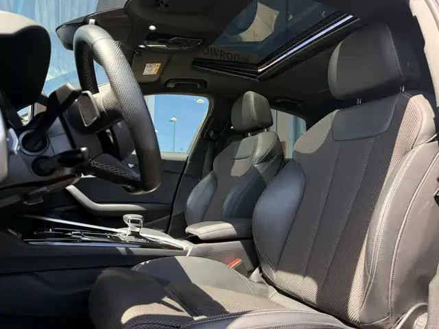 Audi A4 view 5