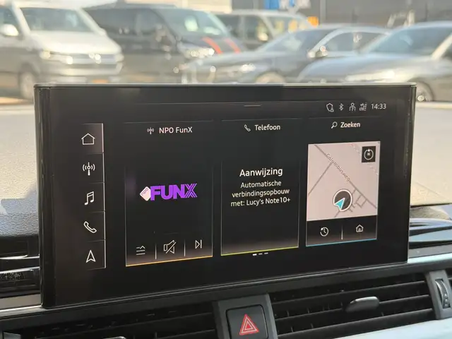 Audi A4 view 24