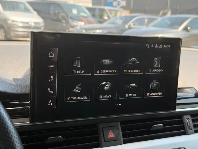 Audi A4 view 26