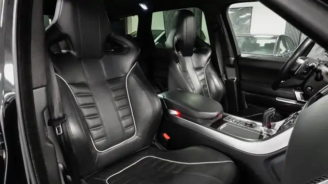 Land Rover Range Rover Sport SVR SUV V8 5.5l Ansicht 19