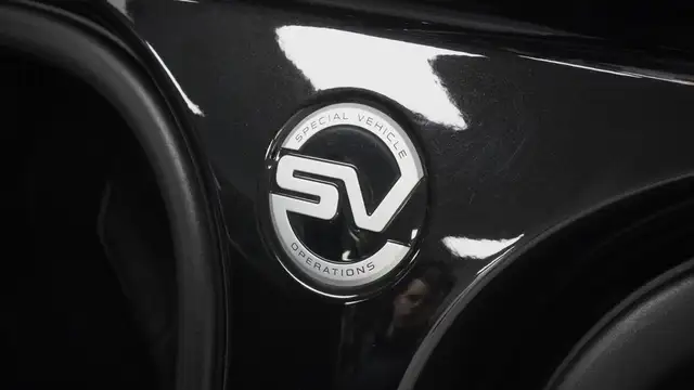 Land Rover Range Rover Sport SVR SUV V8 5.5l Ansicht 21
