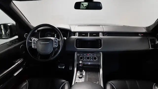 Land Rover Range Rover Sport SVR SUV V8 5.5l Ansicht 16