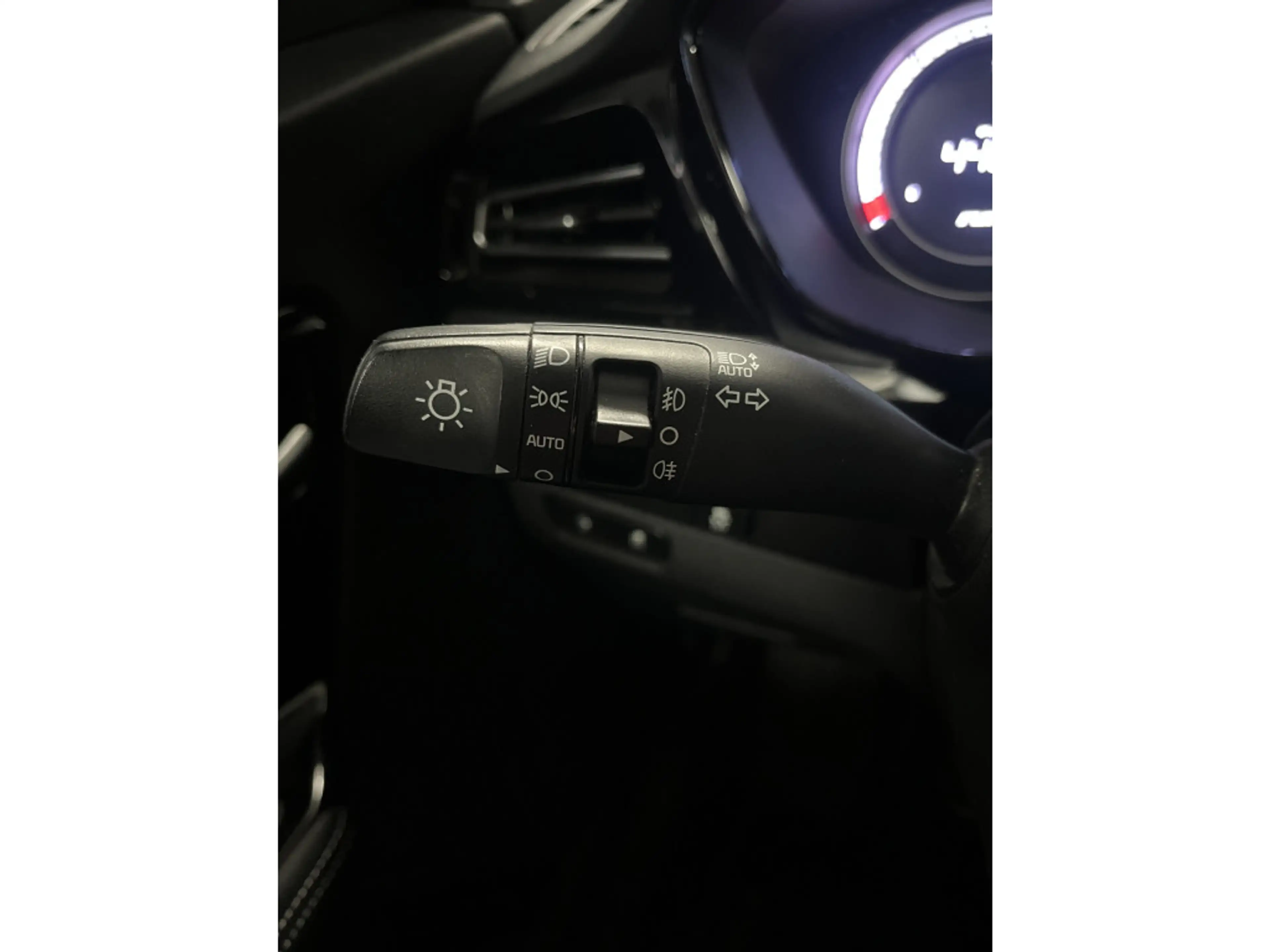 Kia e-Niro DynamicPlusLine 64 kWh 1E EIGN/ECC/3 FASE/99,4%SOH — photo 30