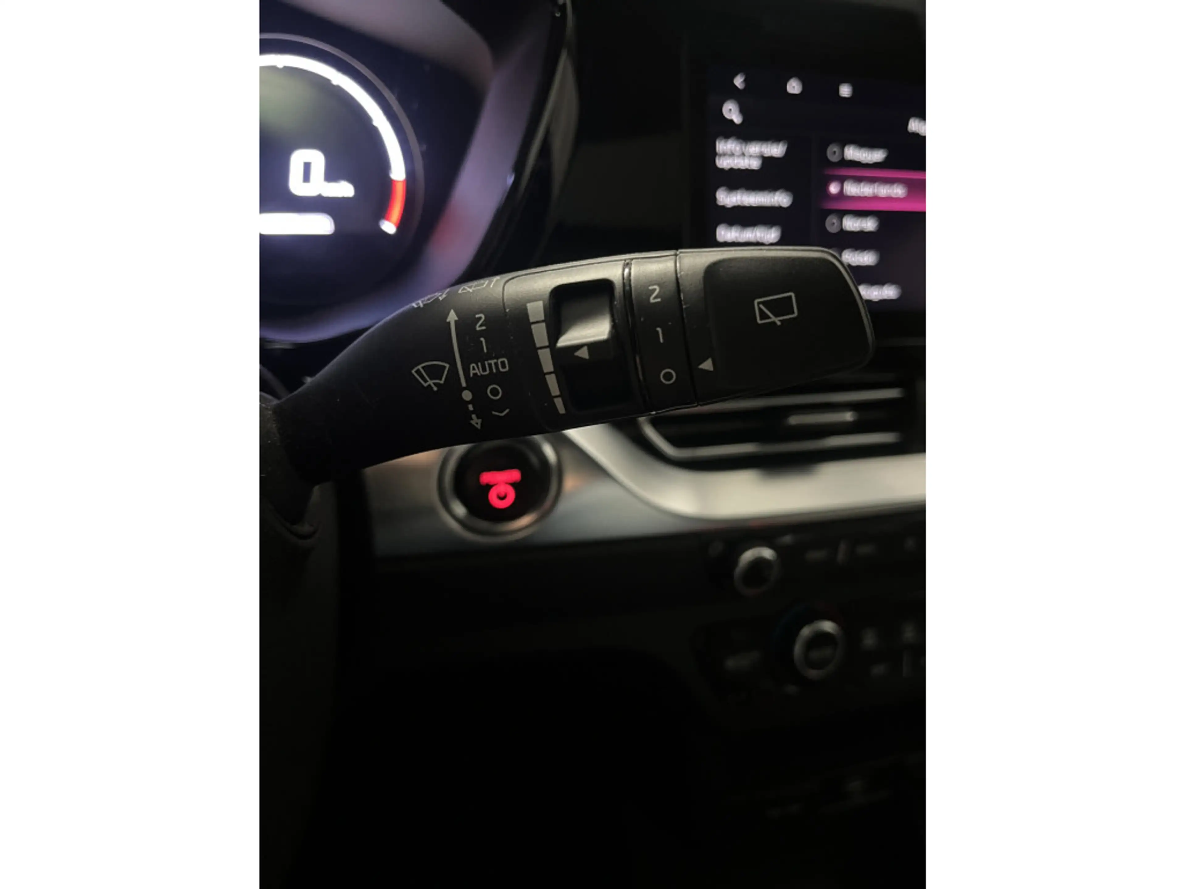 Kia e-Niro DynamicPlusLine 64 kWh 1E EIGN/ECC/3 FASE/99,4%SOH — photo 31