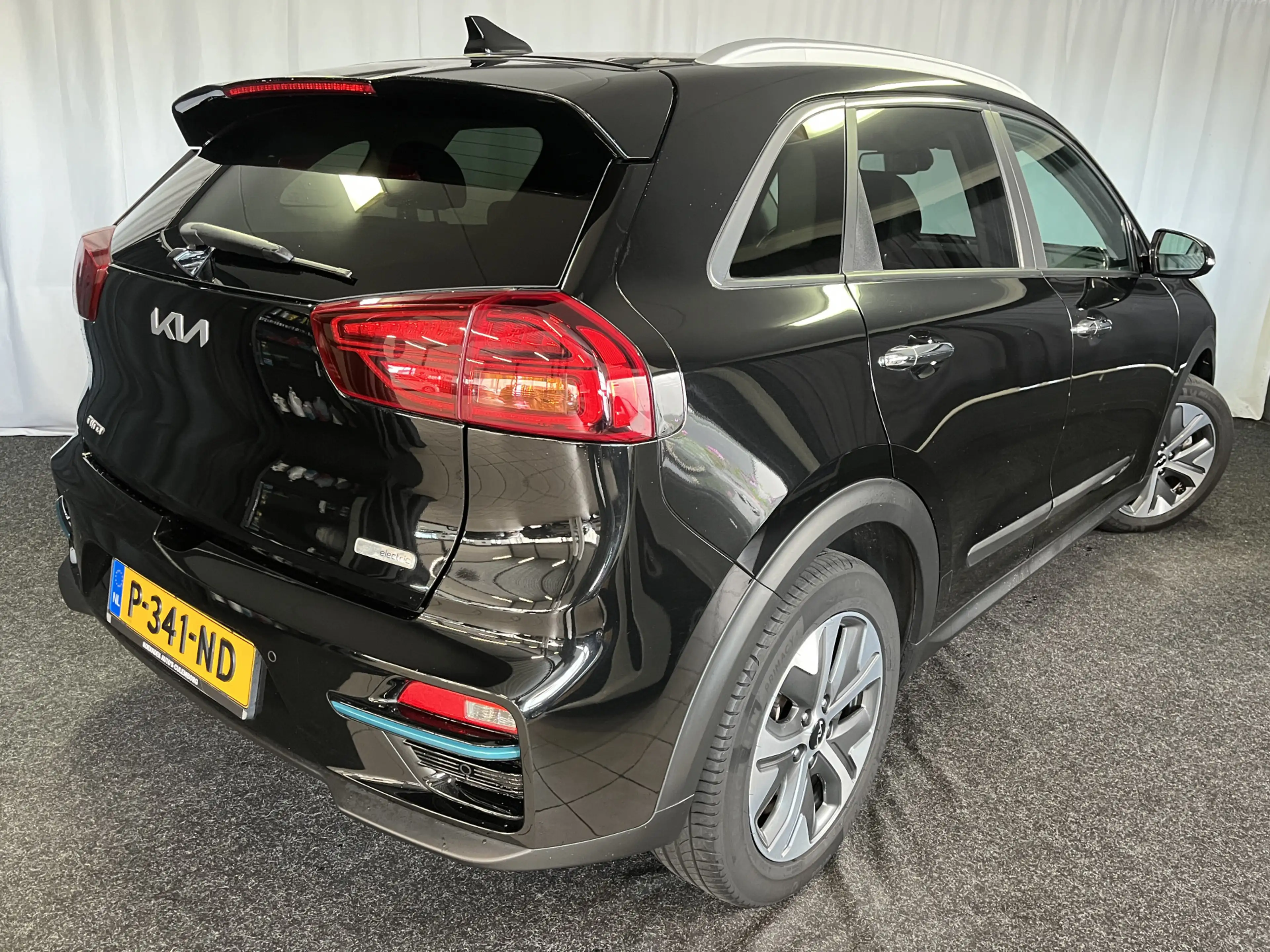 Kia e-Niro DynamicPlusLine 64 kWh 1E EIGN/ECC/3 FASE/99,4%SOH — photo 3