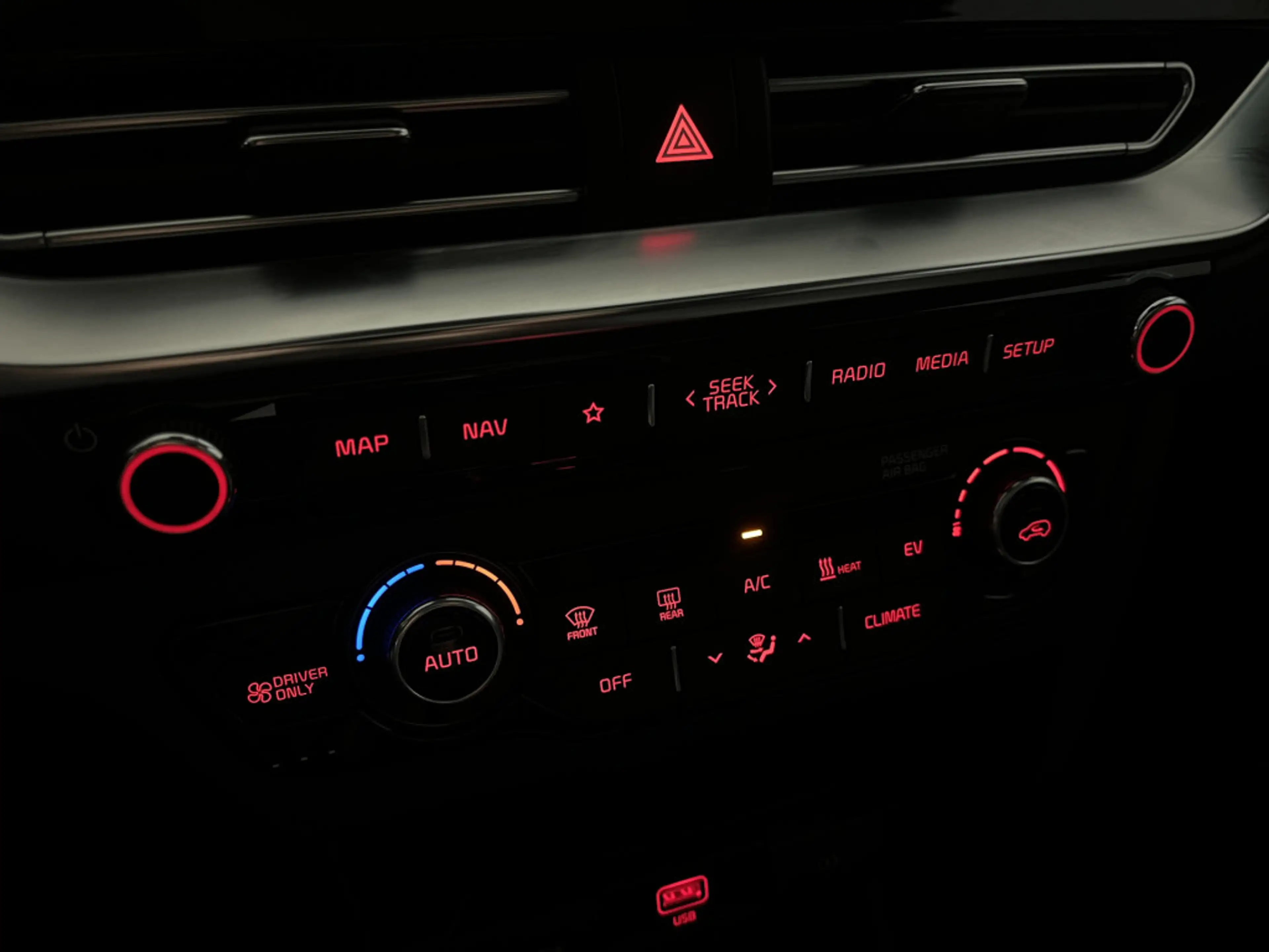 Kia e-Niro DynamicPlusLine 64 kWh 1E EIGN/ECC/3 FASE/99,4%SOH — photo 15