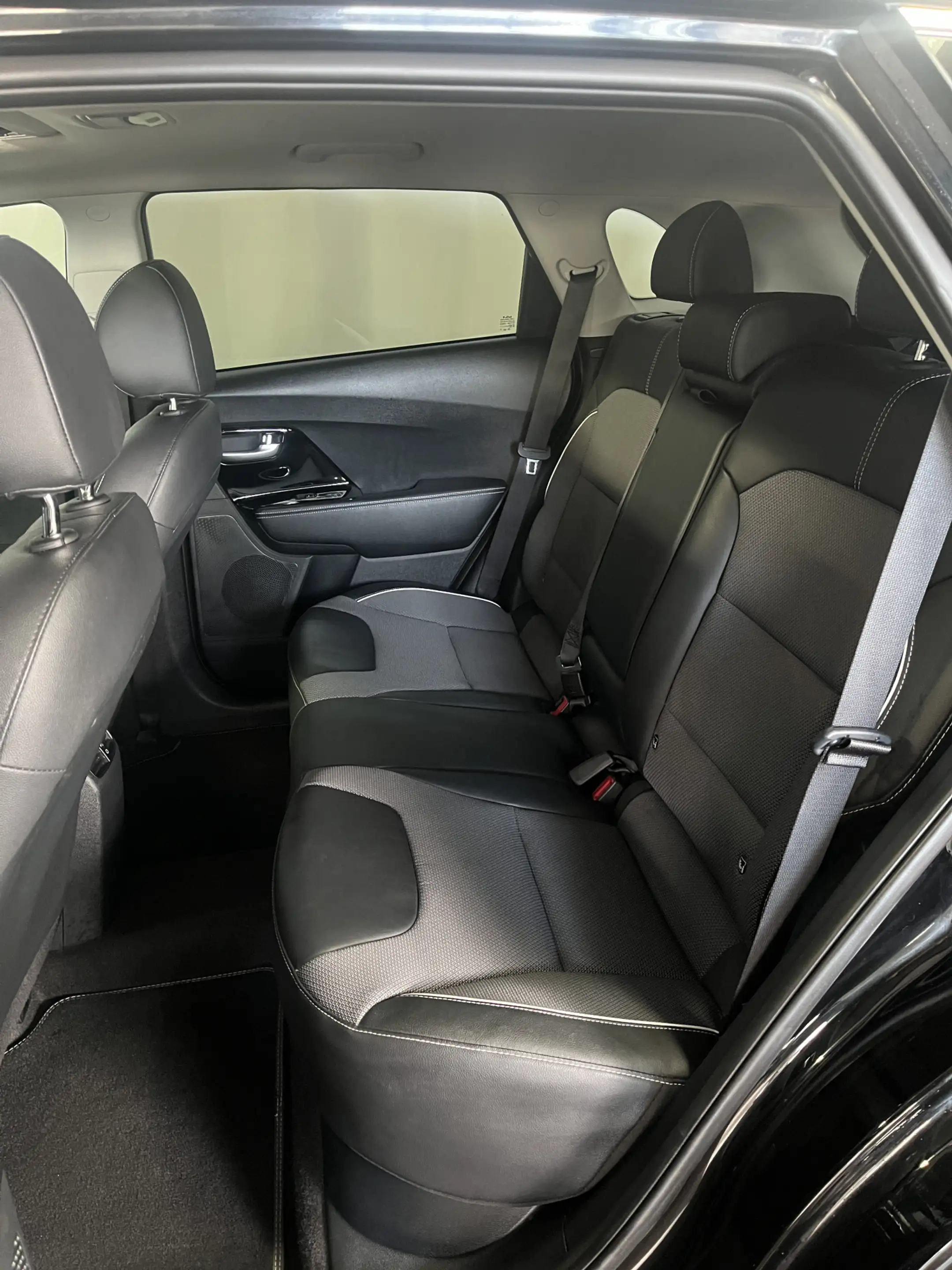 Kia e-Niro DynamicPlusLine 64 kWh 1E EIGN/ECC/3 FASE/99,4%SOH — photo 8