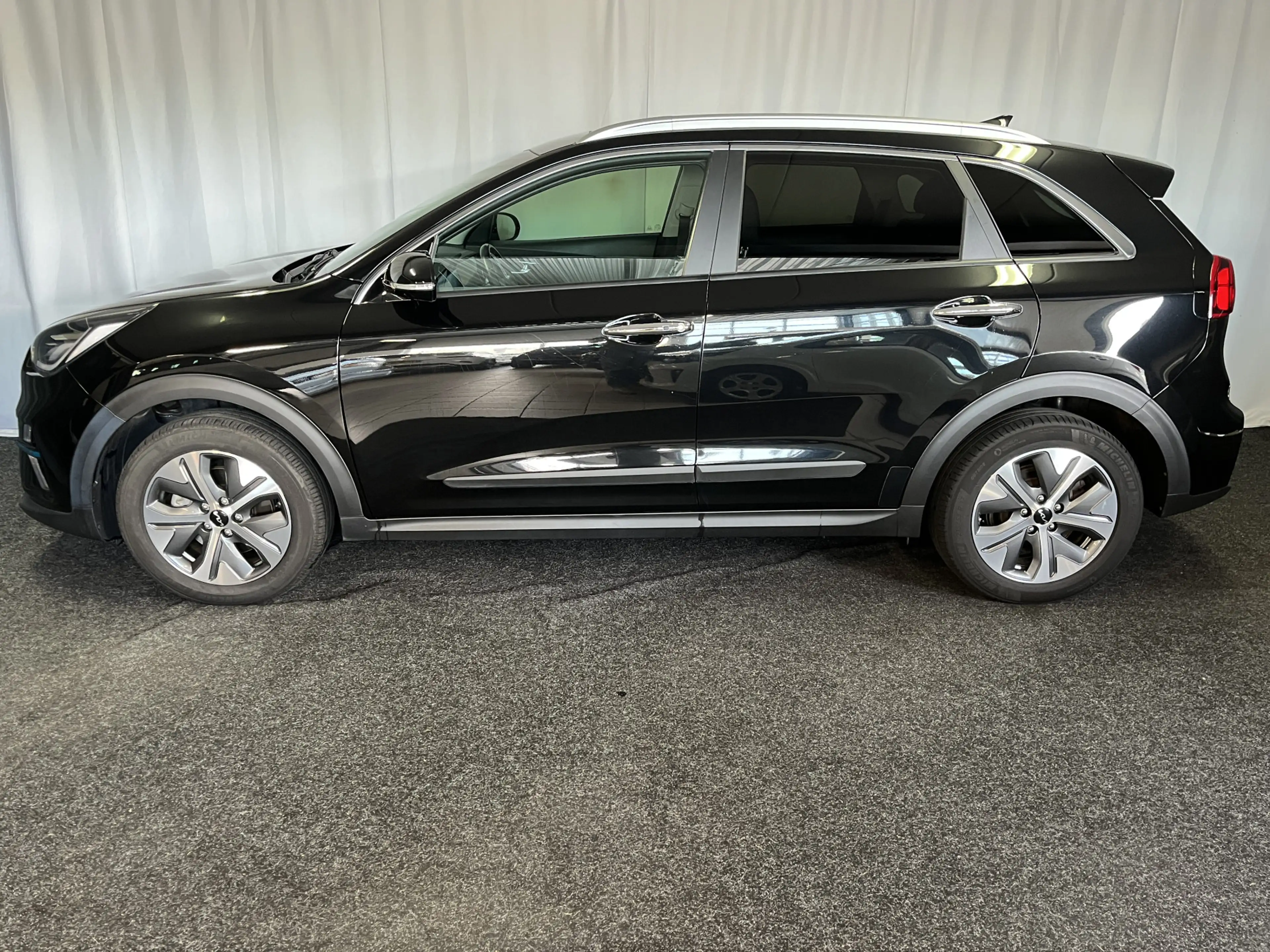 Kia e-Niro DynamicPlusLine 64 kWh 1E EIGN/ECC/3 FASE/99,4%SOH — photo 2