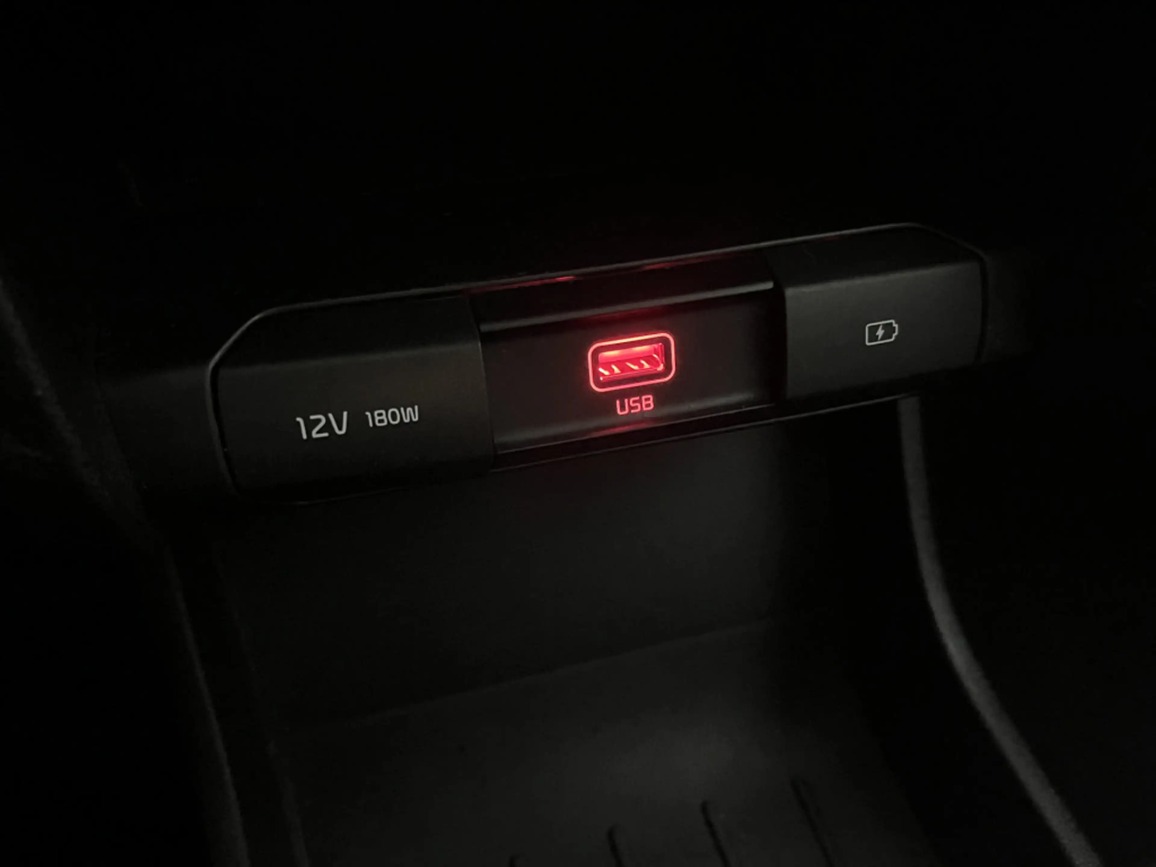 Kia e-Niro DynamicPlusLine 64 kWh 1E EIGN/ECC/3 FASE/99,4%SOH — photo 36