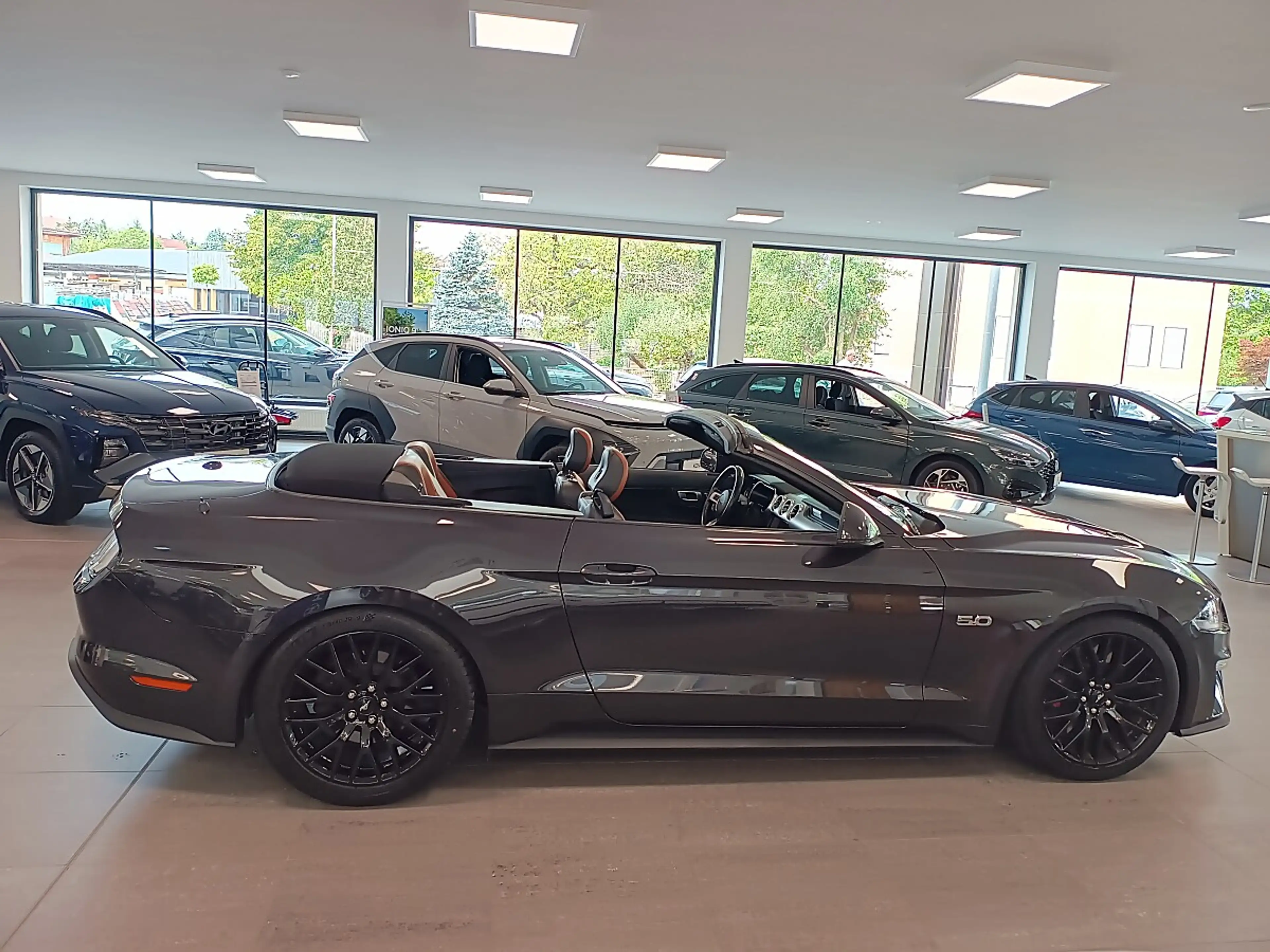 Ford Mustang 5,0 Ti-VCT V8 GT Cabrio Aut. *Navi*LED*SHZ* — photo 12
