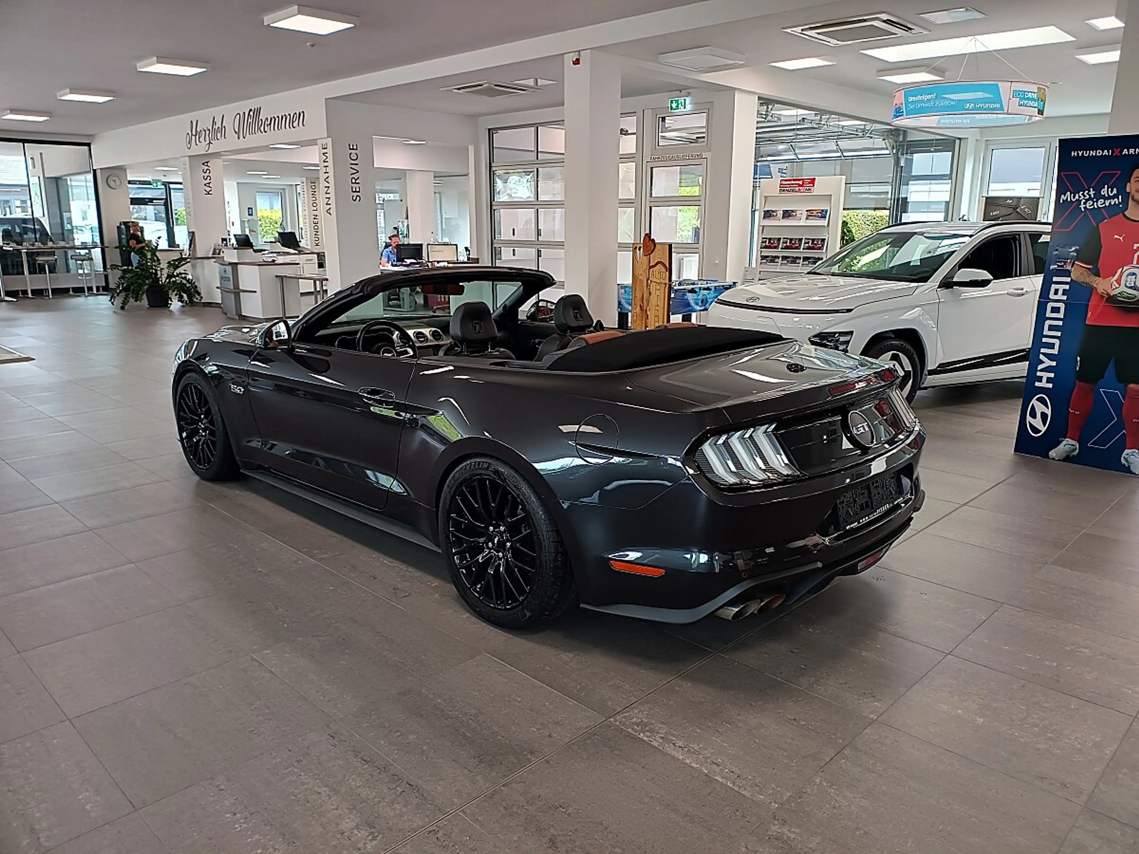 Ford Mustang 5,0 Ti-VCT V8 GT Cabrio Aut. *Navi*LED*SHZ* — photo 10