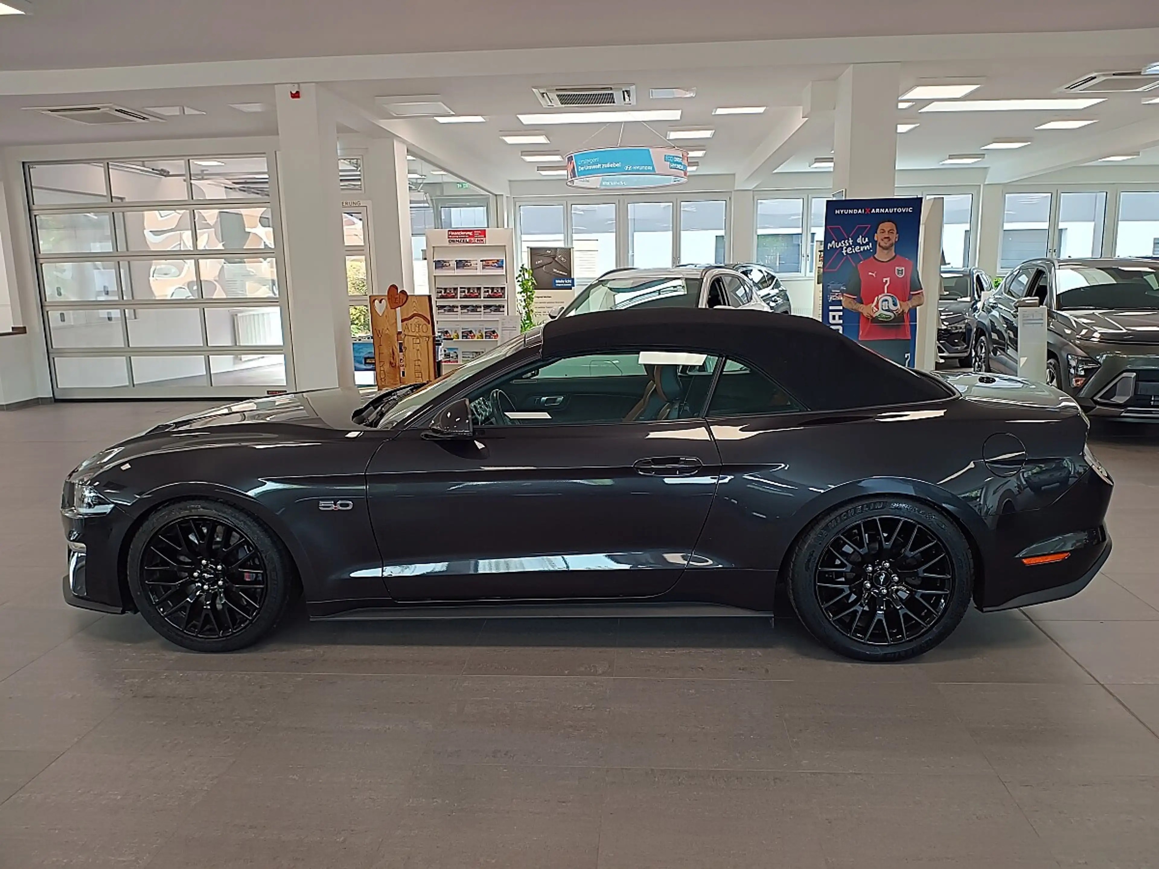 Ford Mustang 5,0 Ti-VCT V8 GT Cabrio Aut. *Navi*LED*SHZ* — photo 3