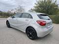 Mercedes-Benz A 180 d Gris - thumbnail 5