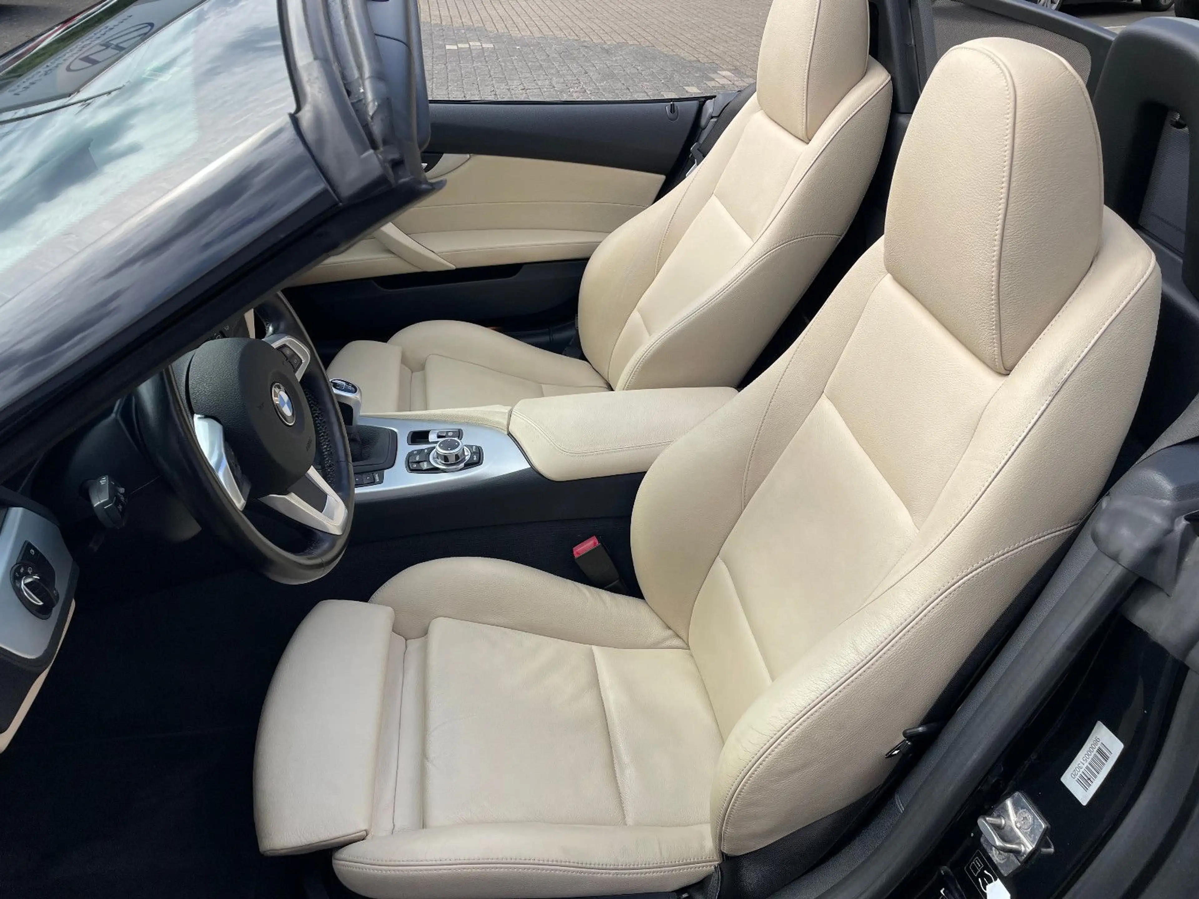 BMW Z4 23 i Leder Navi Xenon 18" HIFI Lenkrhzg. — photo 10