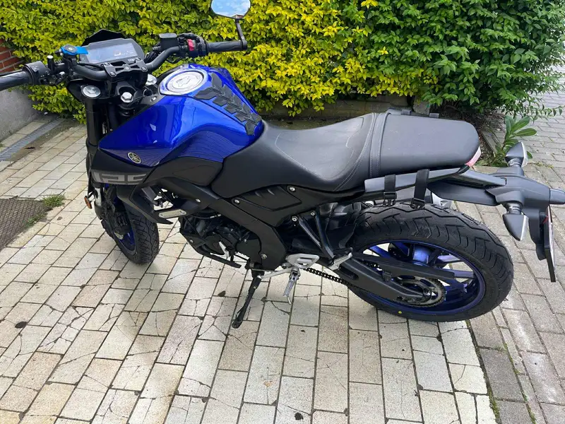 Yamaha MT-125 - foto 3