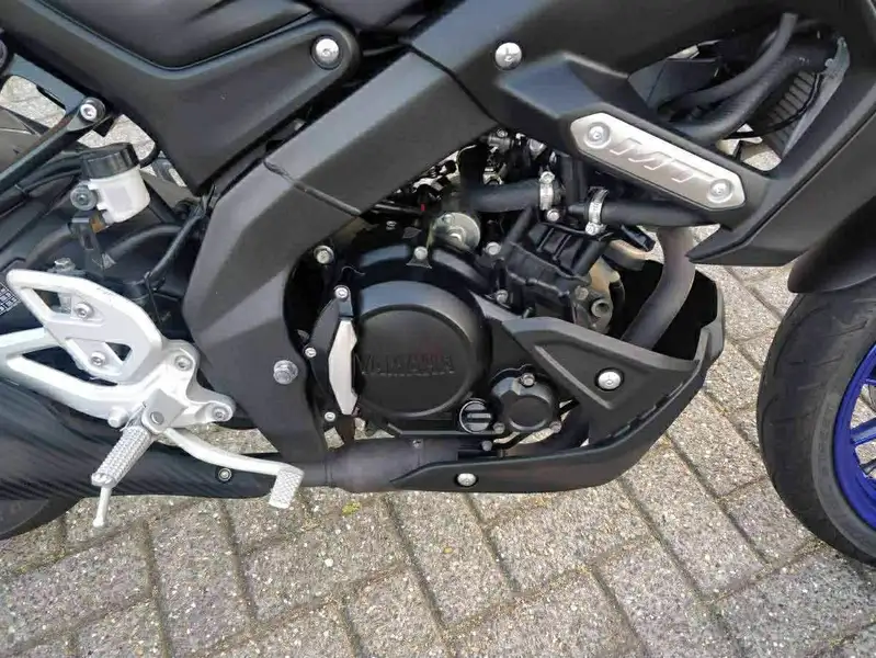 Yamaha MT-125 - foto 5