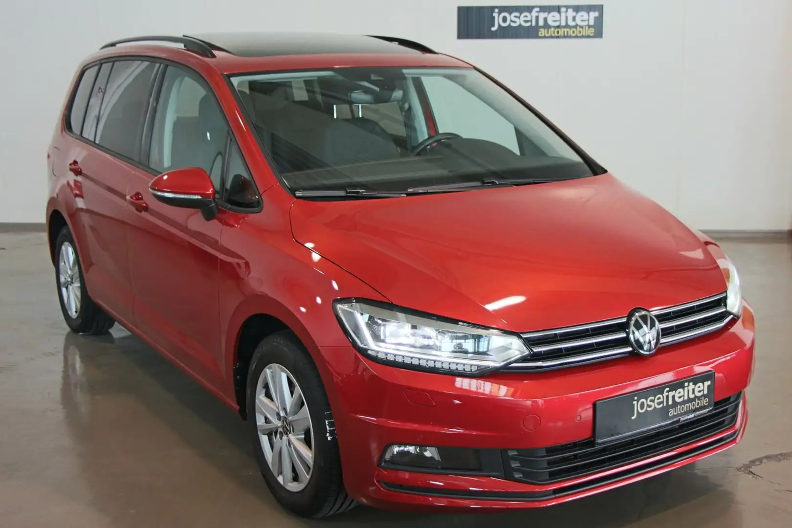 Volkswagen Touran Friends 2.0 TDI 7Sitzer/AHK/Standhzg/PanoramaGD Rot - 1
