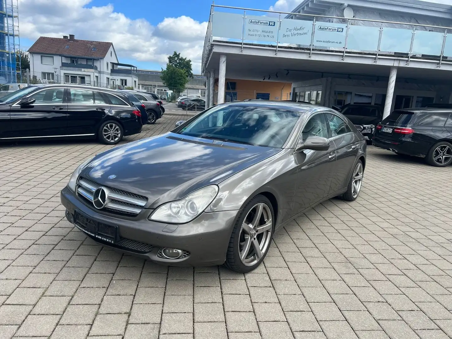 Mercedes-Benz CLS 320 CLS 350 CDI*Navi-Comand*Memory* Leder*Bi-Xenon Grau - 1