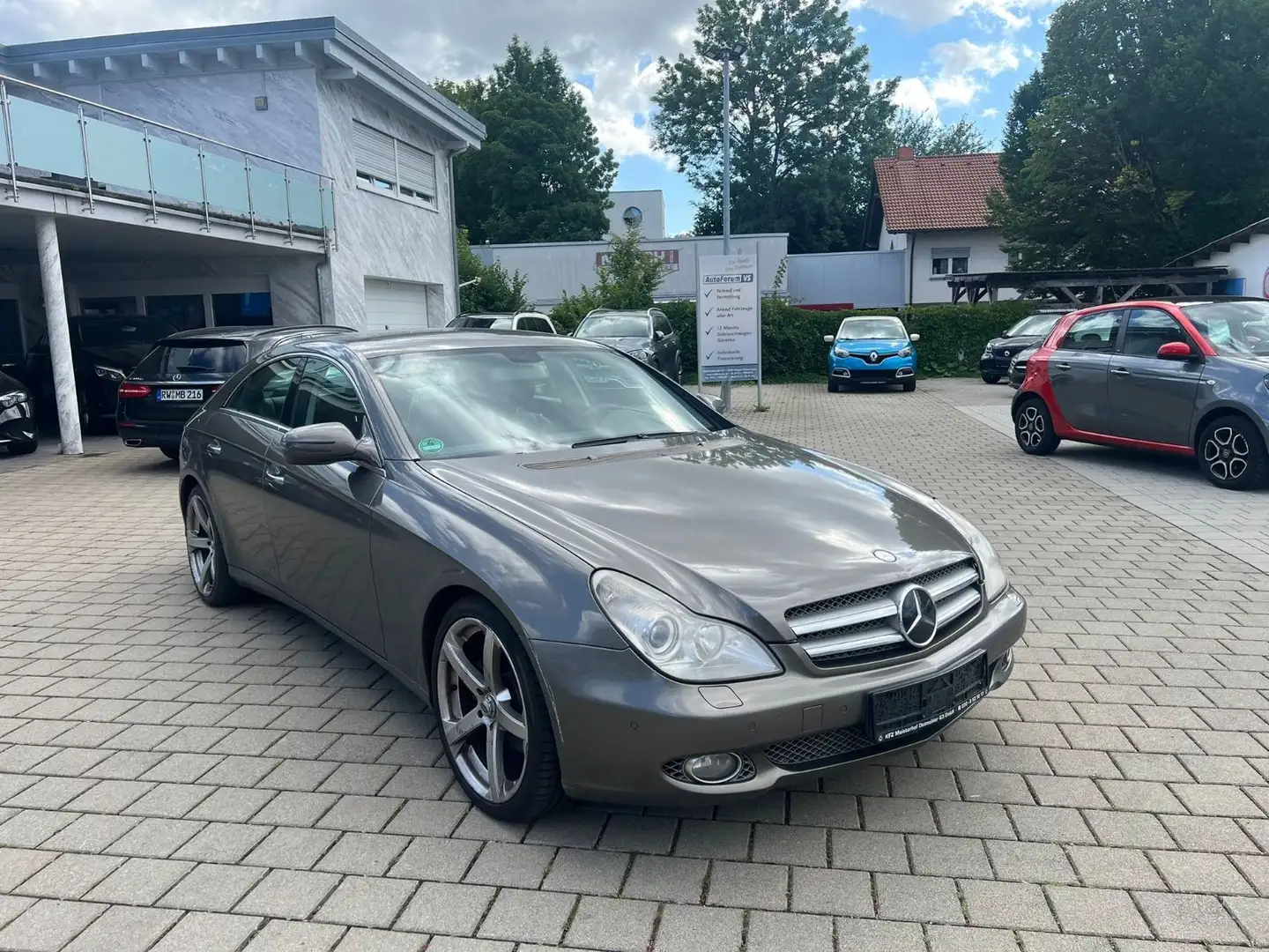 Mercedes-Benz CLS 320 CLS 350 CDI*Navi-Comand*Memory* Leder*Bi-Xenon Grau - 2