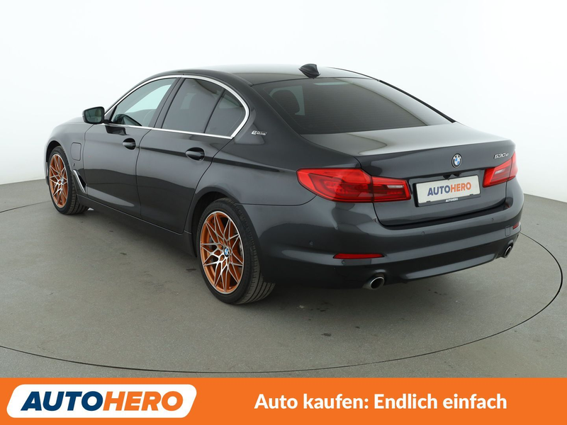 BMW 530 530e Aut.*NAVI*TEMPO*CAM*PDC*SHZ*LIM*ALU* — photo 4