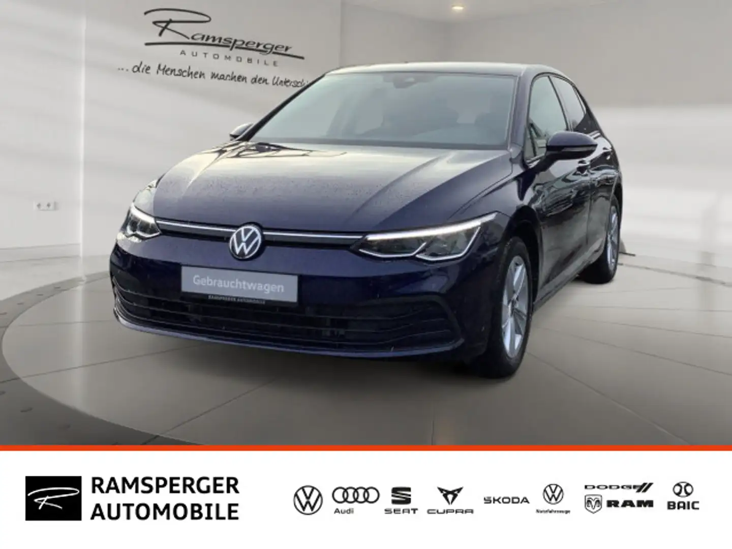 Volkswagen Golf VIII 2.0 TDI DSG Life ACC LED Navi SHZ Kame Blau - 1