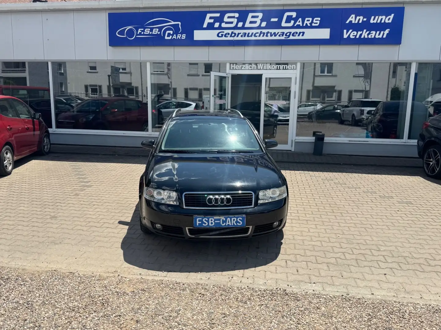 Audi A4 1.9TDI 74kW Avant Schwarz - 1