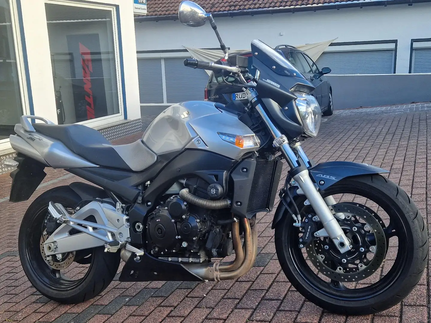 Suzuki GSR 600 ABS Heizgriffe Inspektion&HU neu Silber - 1