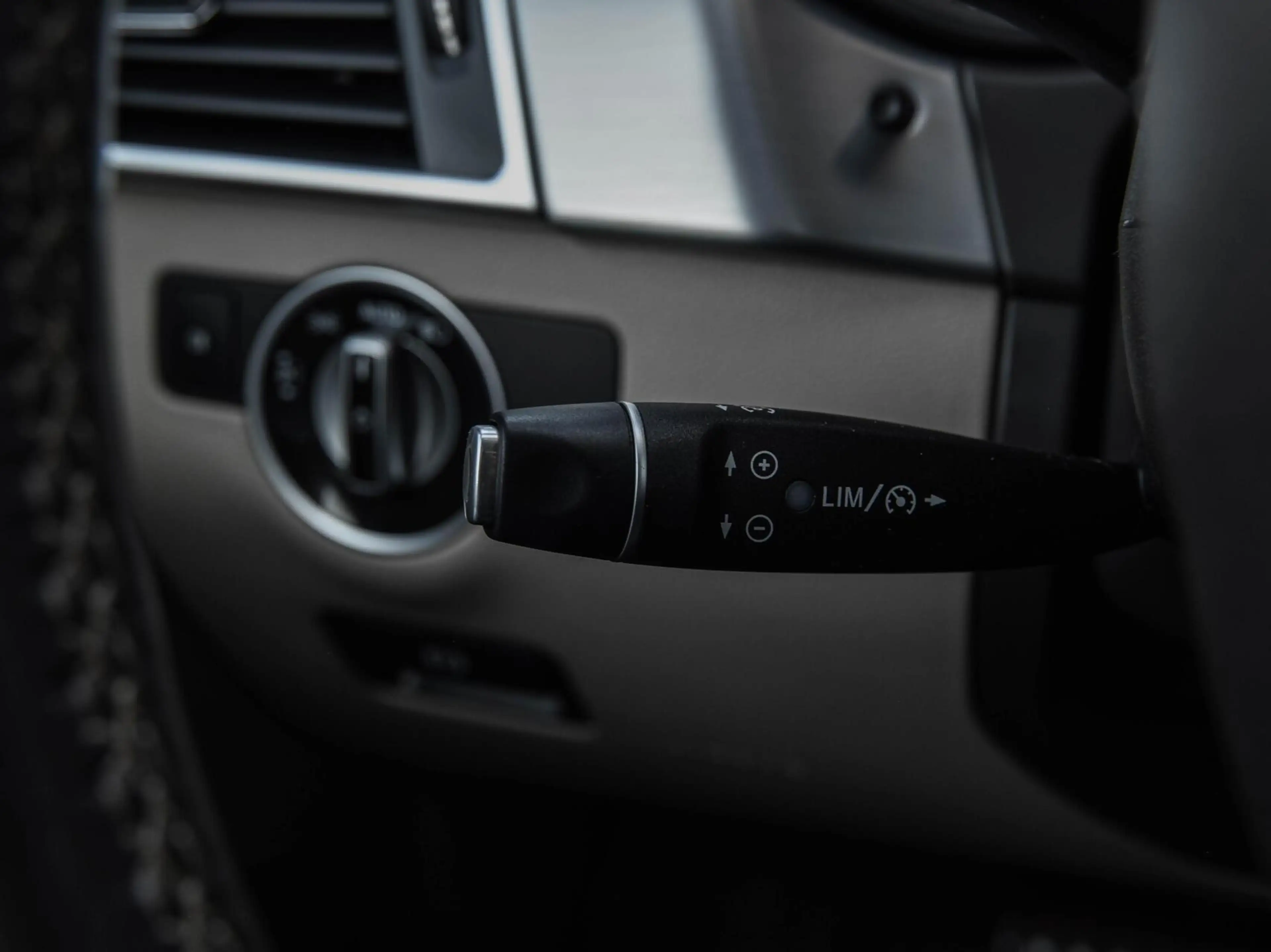 Mercedes-Benz ML 350 M-klasse BlueTEC — photo 16