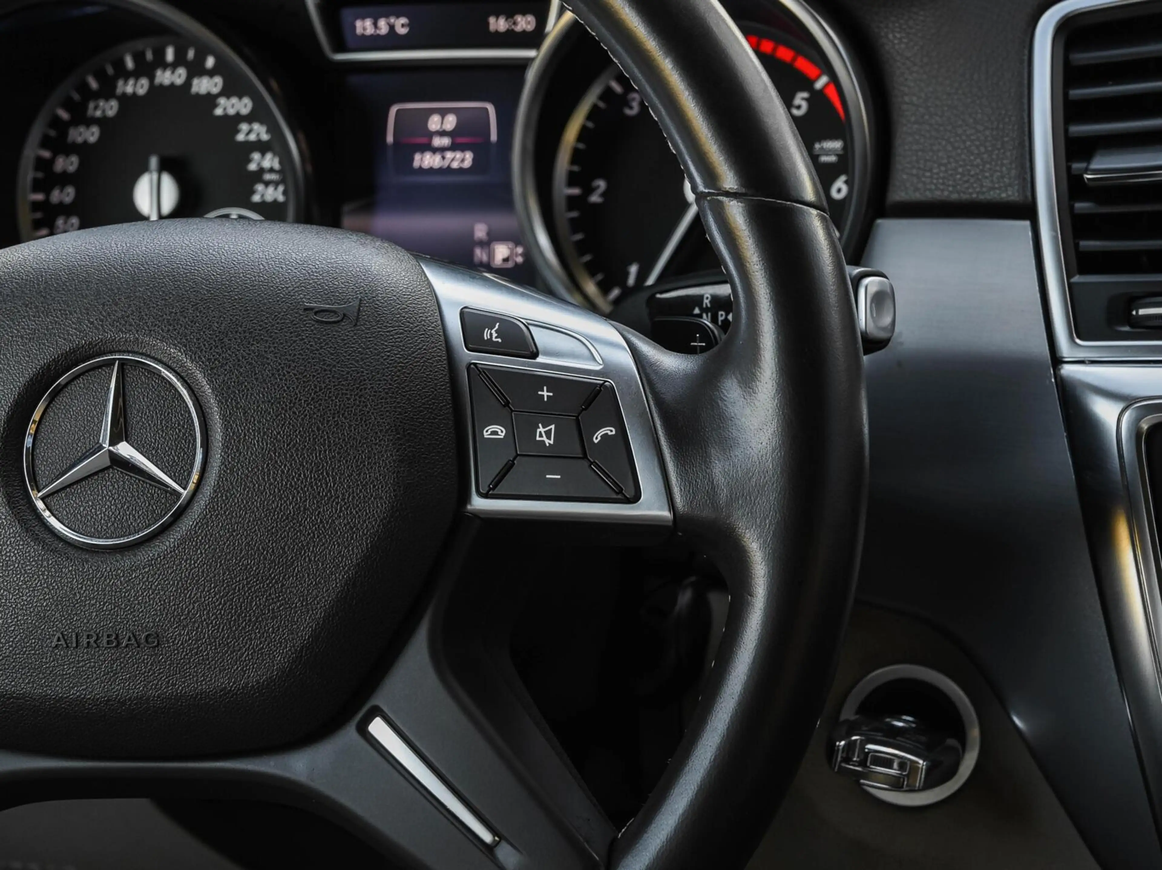Mercedes-Benz ML 350 M-klasse BlueTEC — photo 14