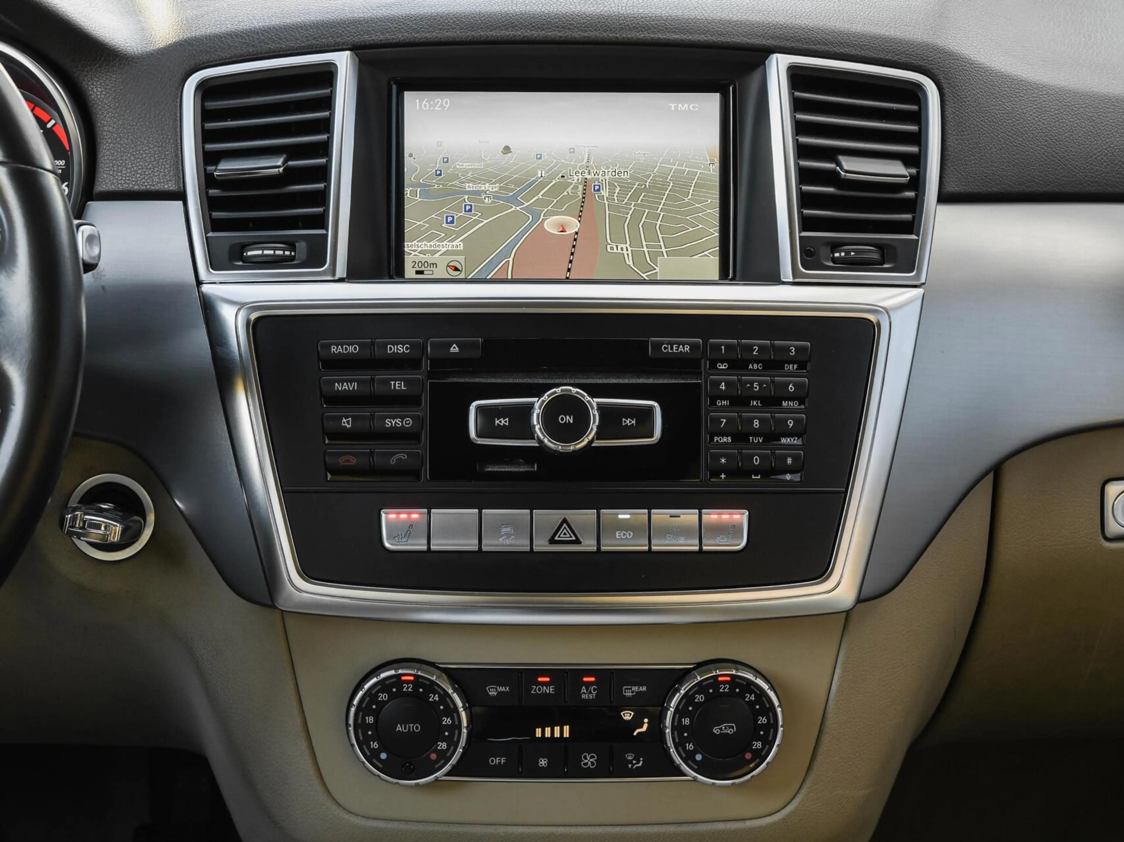 Mercedes-Benz ML 350 M-klasse BlueTEC — photo 18