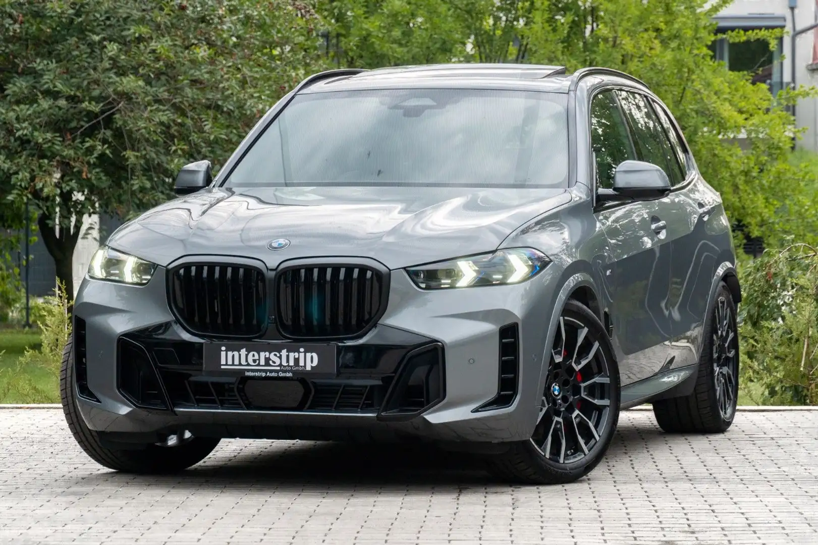 BMW X5 30d M SPORT.LUFTF.PANO.AHK.DR.ASS.H/K.HUD.360 Grau - 1