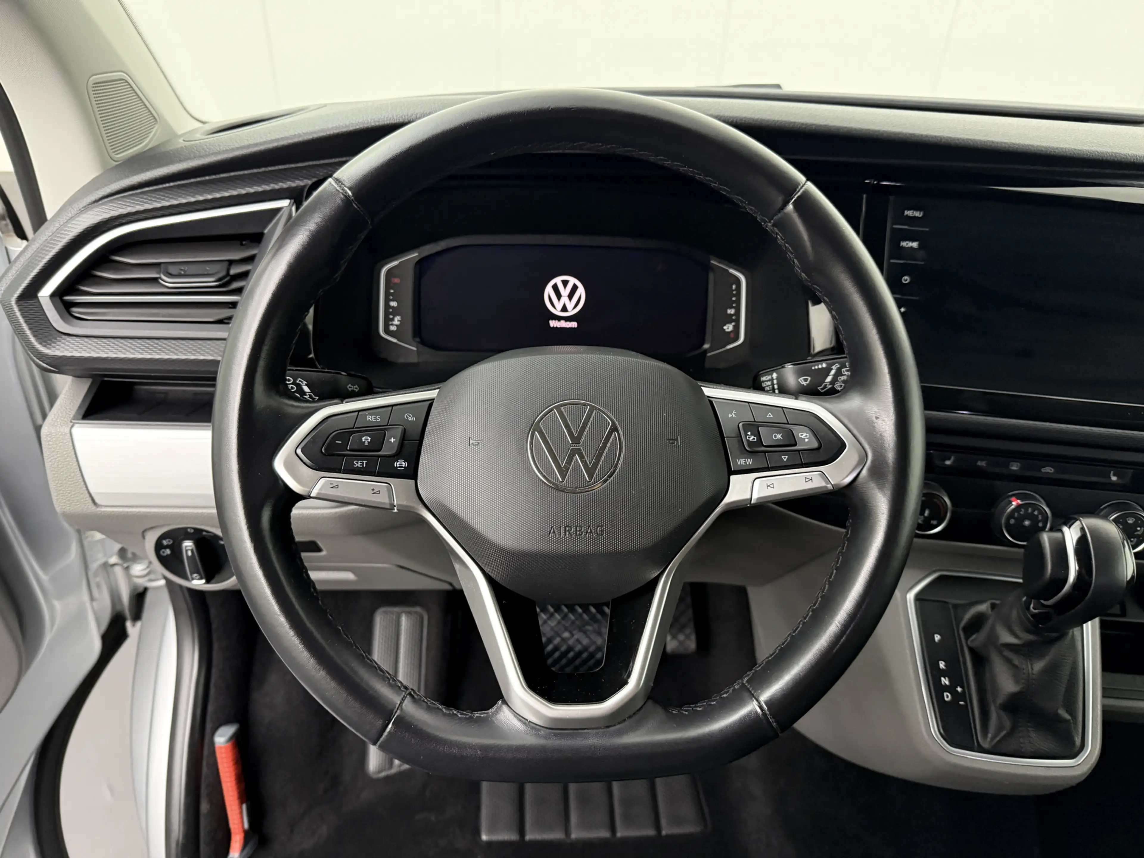 Volkswagen T6.1 Transporter 2.0TDI 150PK DG Automaat Lang Bulli Executive | Na — photo 14