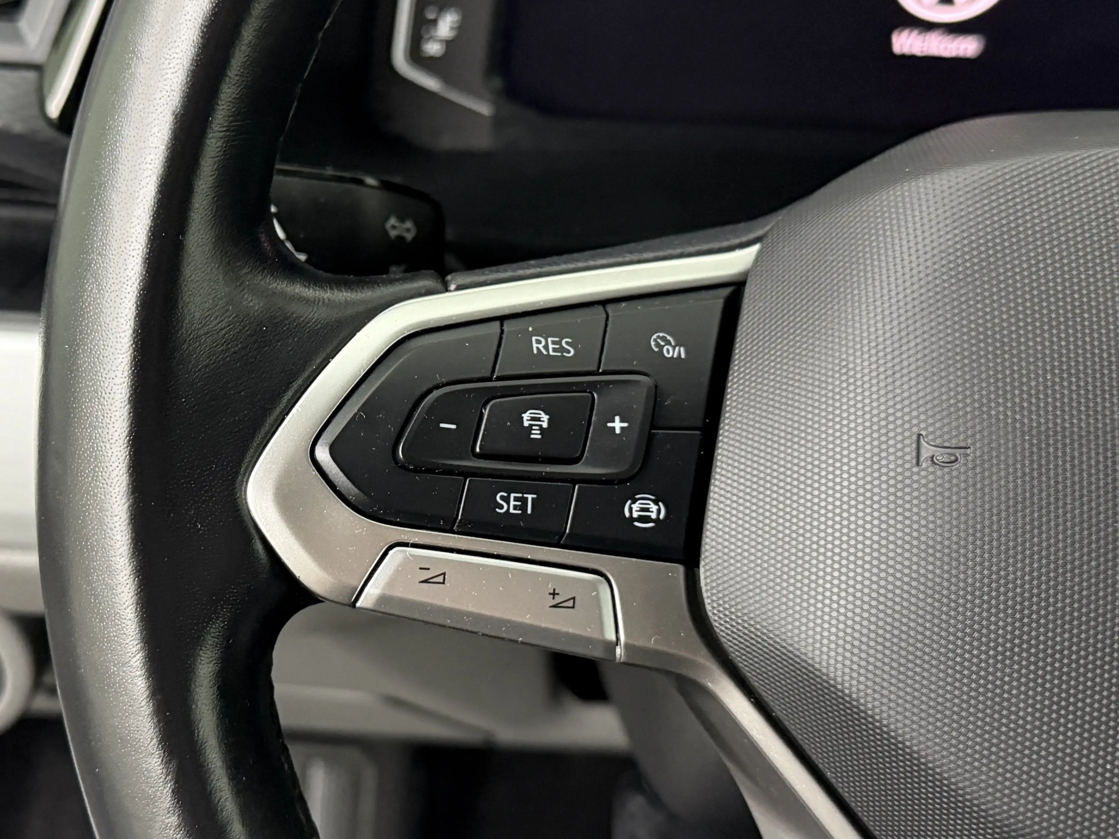 Volkswagen T6.1 Transporter 2.0TDI 150PK DG Automaat Lang Bulli Executive | Na — photo 15
