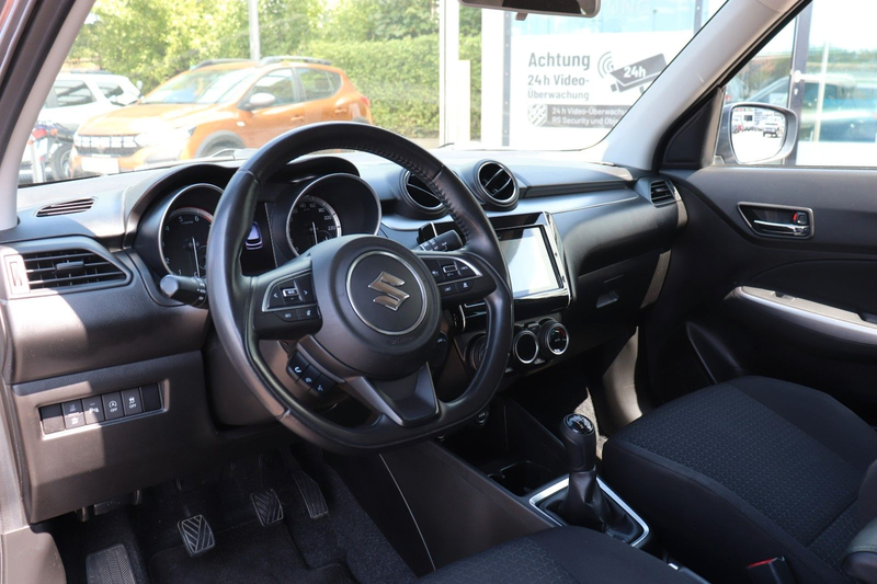 Suzuki Swift Comfort, RFK, Klimaanlage, Audiosystem — photo 9