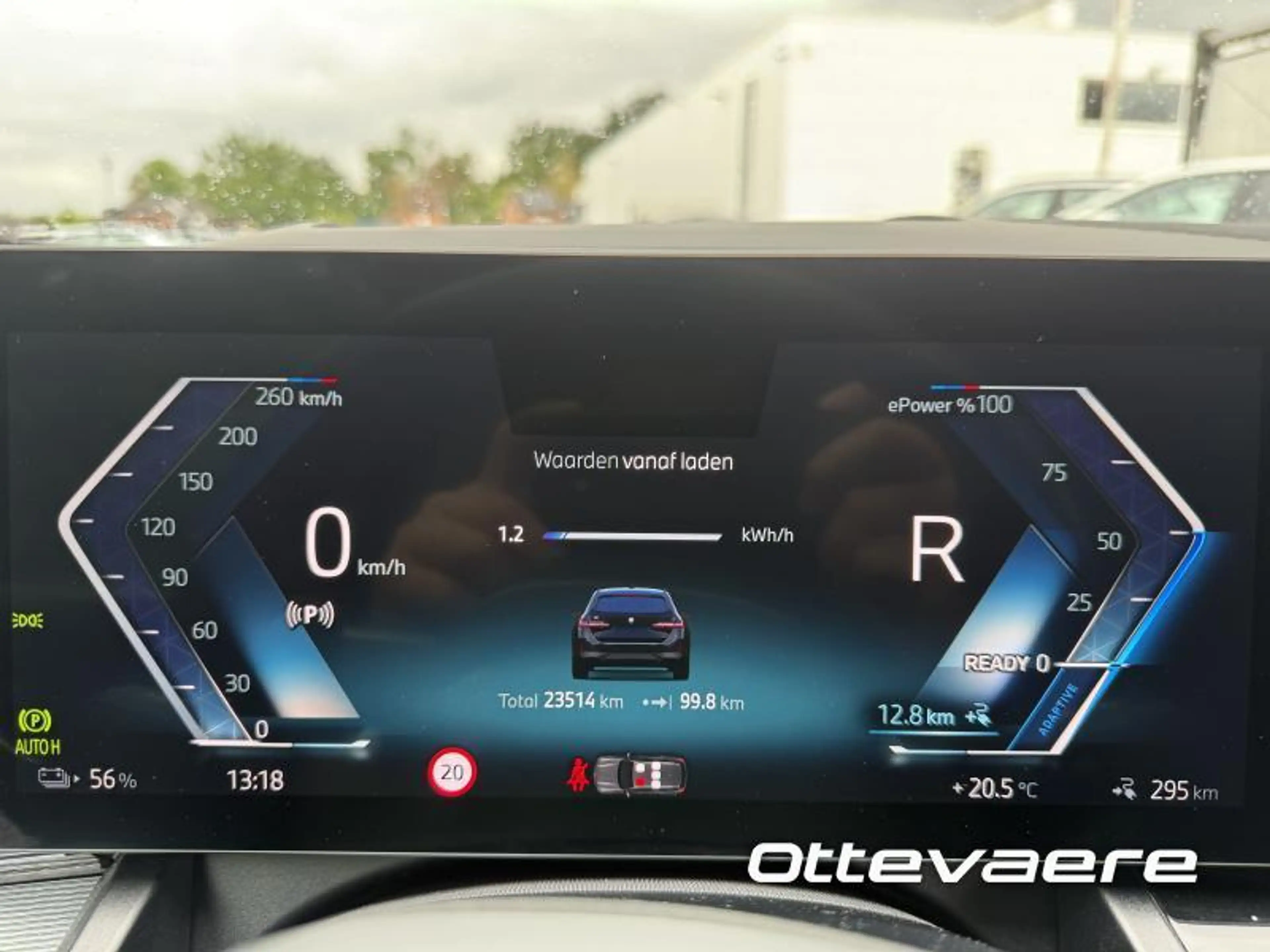 BMW i5 Touring — photo 14
