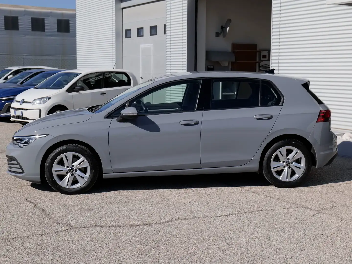 Volkswagen Golf 2.0 Tdi 150cv Life Dsg Grau - 2