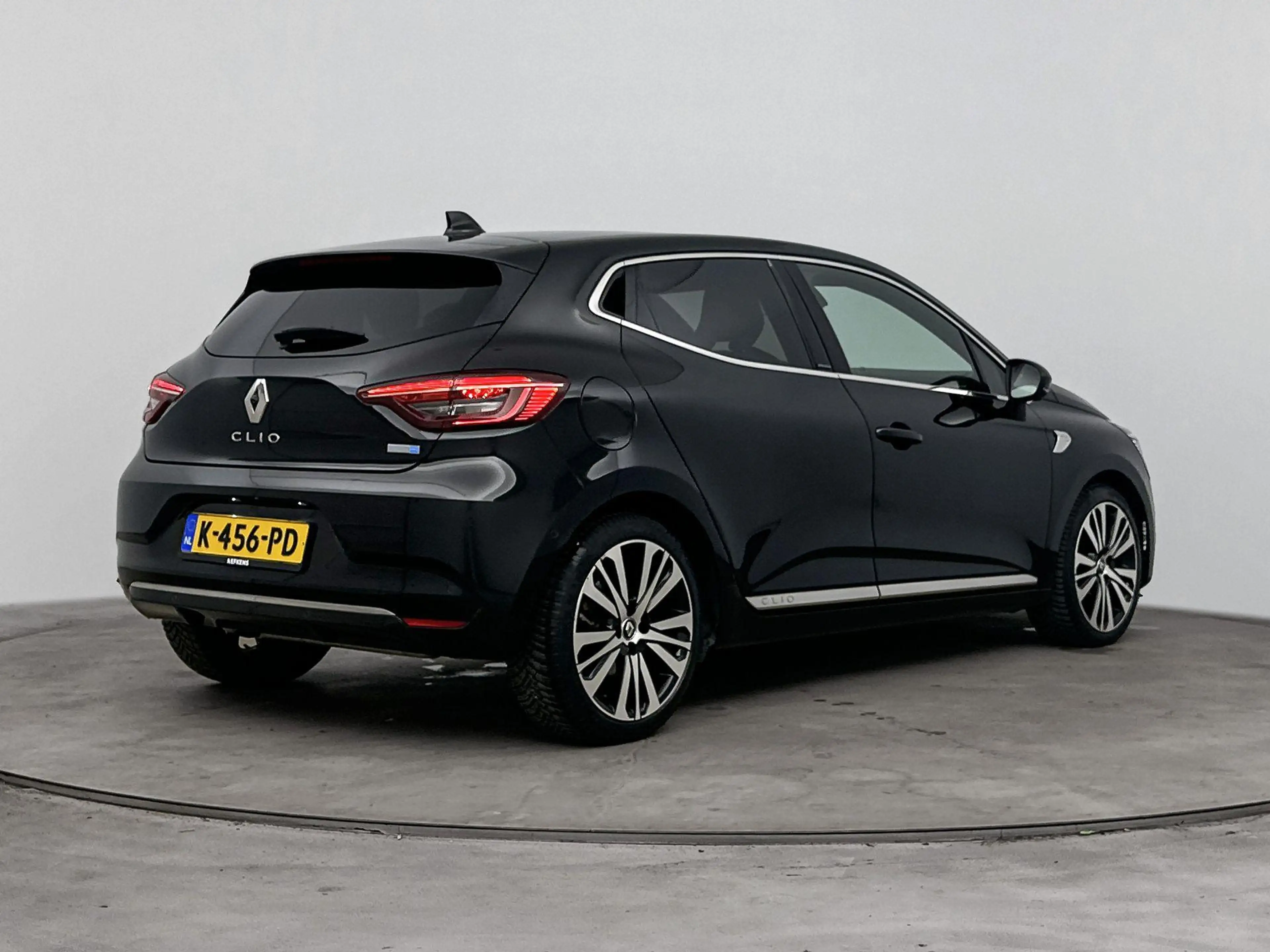 Renault Clio E-Tech Hybrid 140pk Initiale Paris | 360 Camera | — photo 9