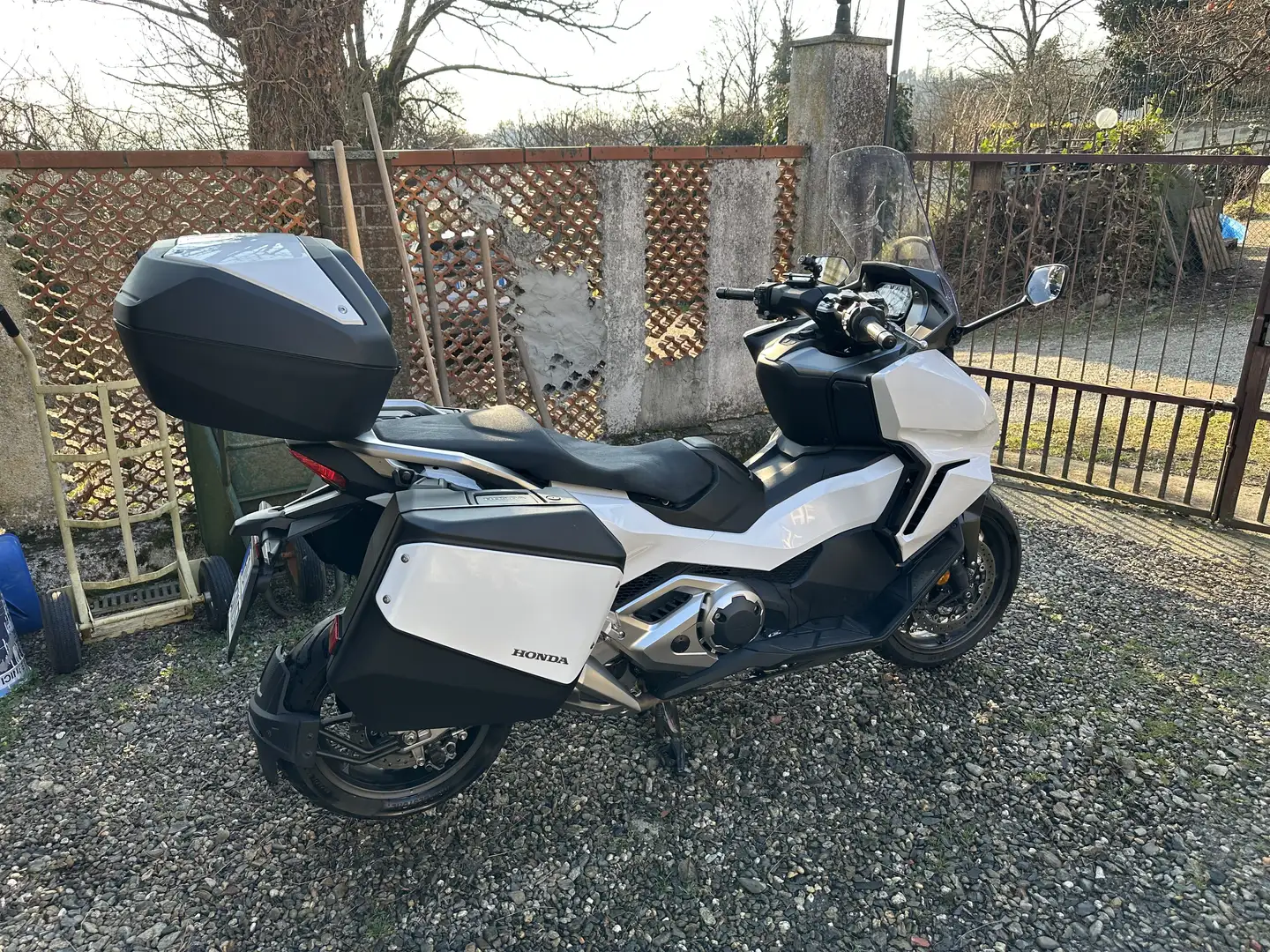 Honda Forza 750 travel - 1